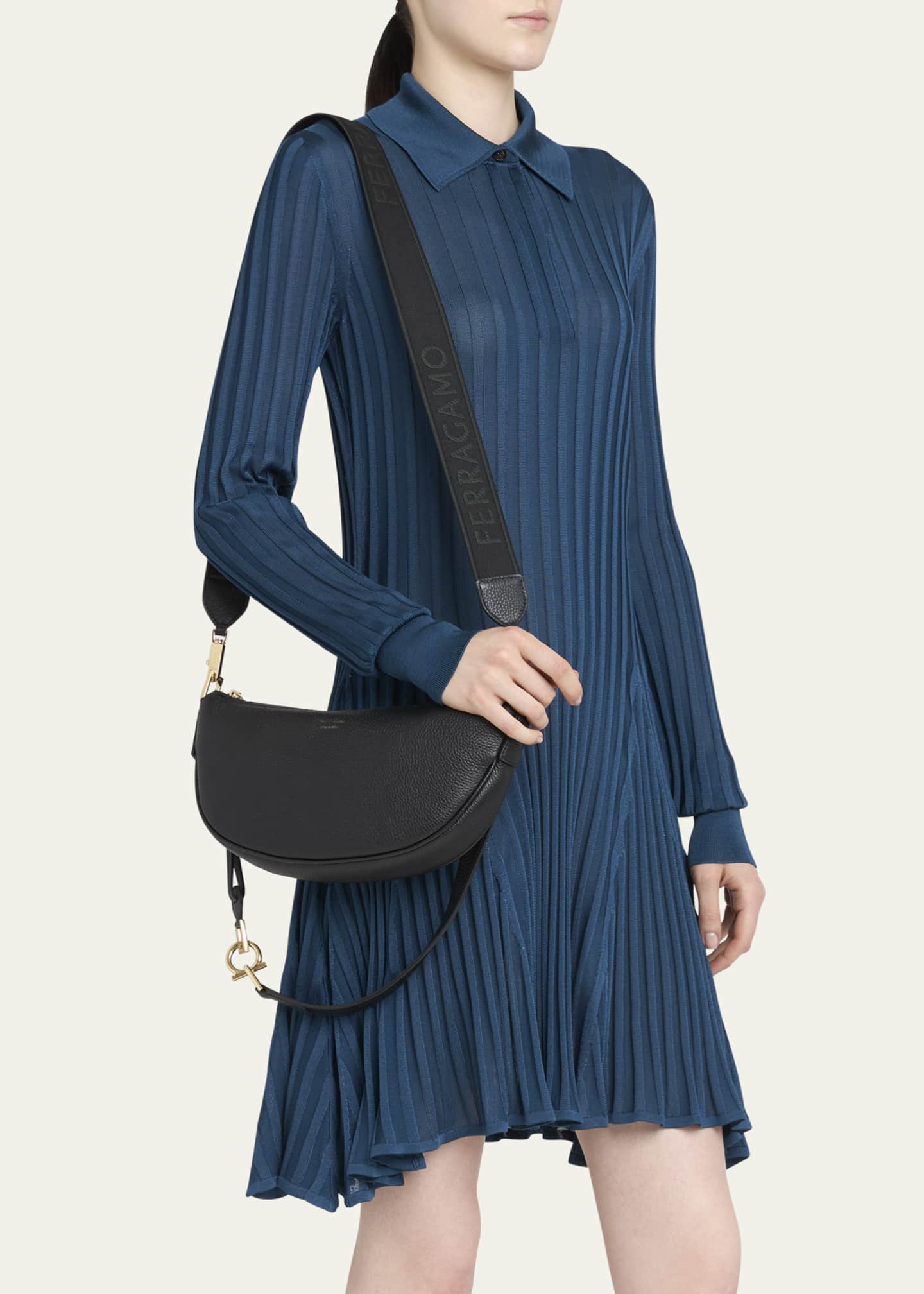 バッグ・カバンその他 SALVATORE FERRAGAMO SMILE SMALL HOBO BAG IN GRAINY LEATHER Ferragamo Smile Small Leather Hobo Bag - Bergdorf Goodman