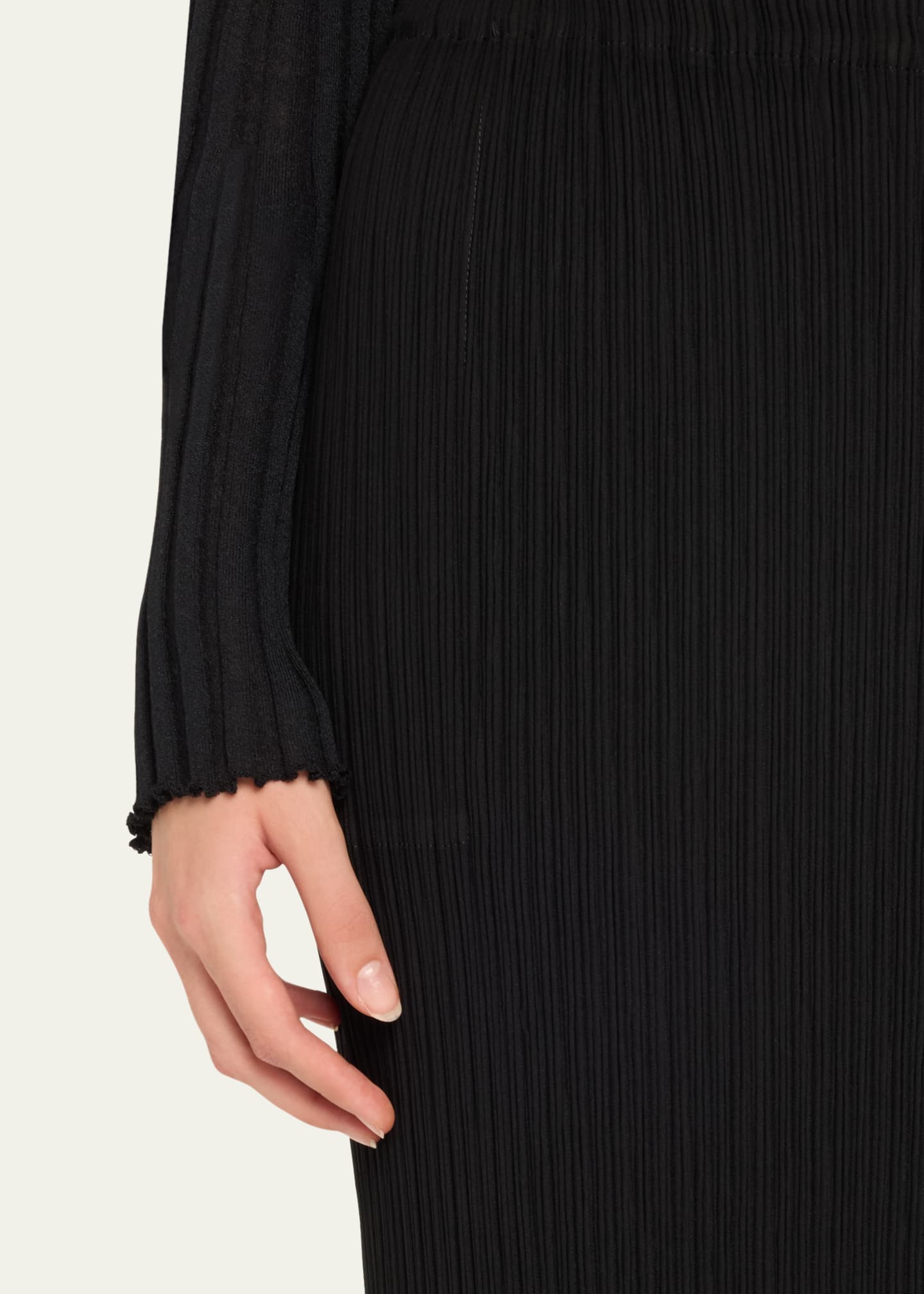 ISSEY MIYAKE | HATCHING PLEAT PANTS