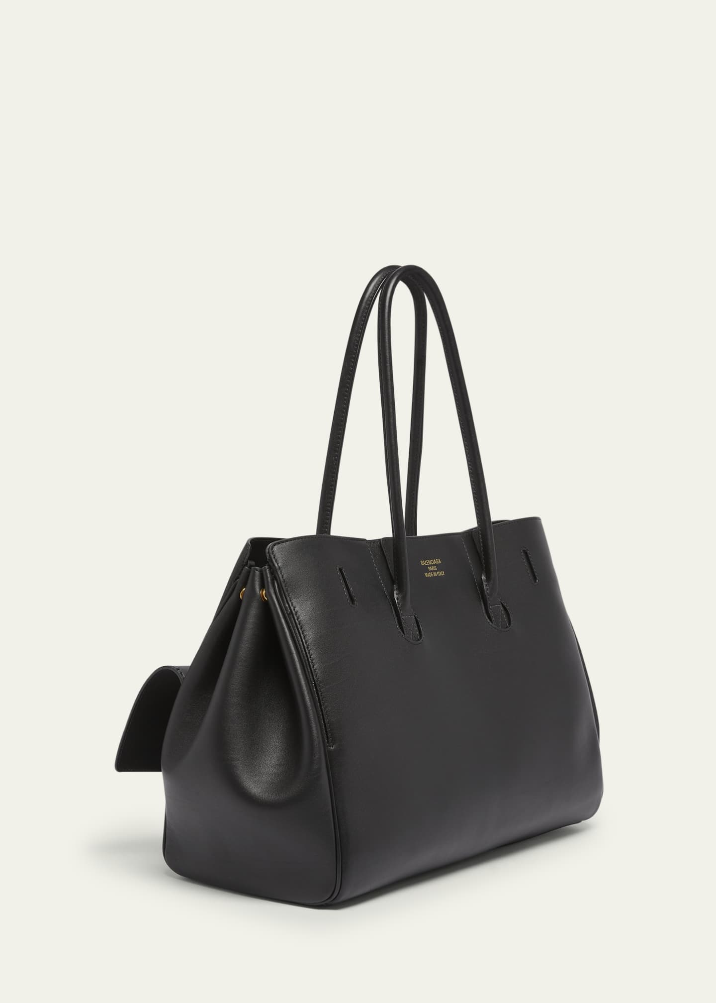 トートバッグ BALENCIAGA Black Leather Medium Bel Air Shoulder Bag Women's Bel Air Shoulder Bag Medium in Black | Balenciaga US