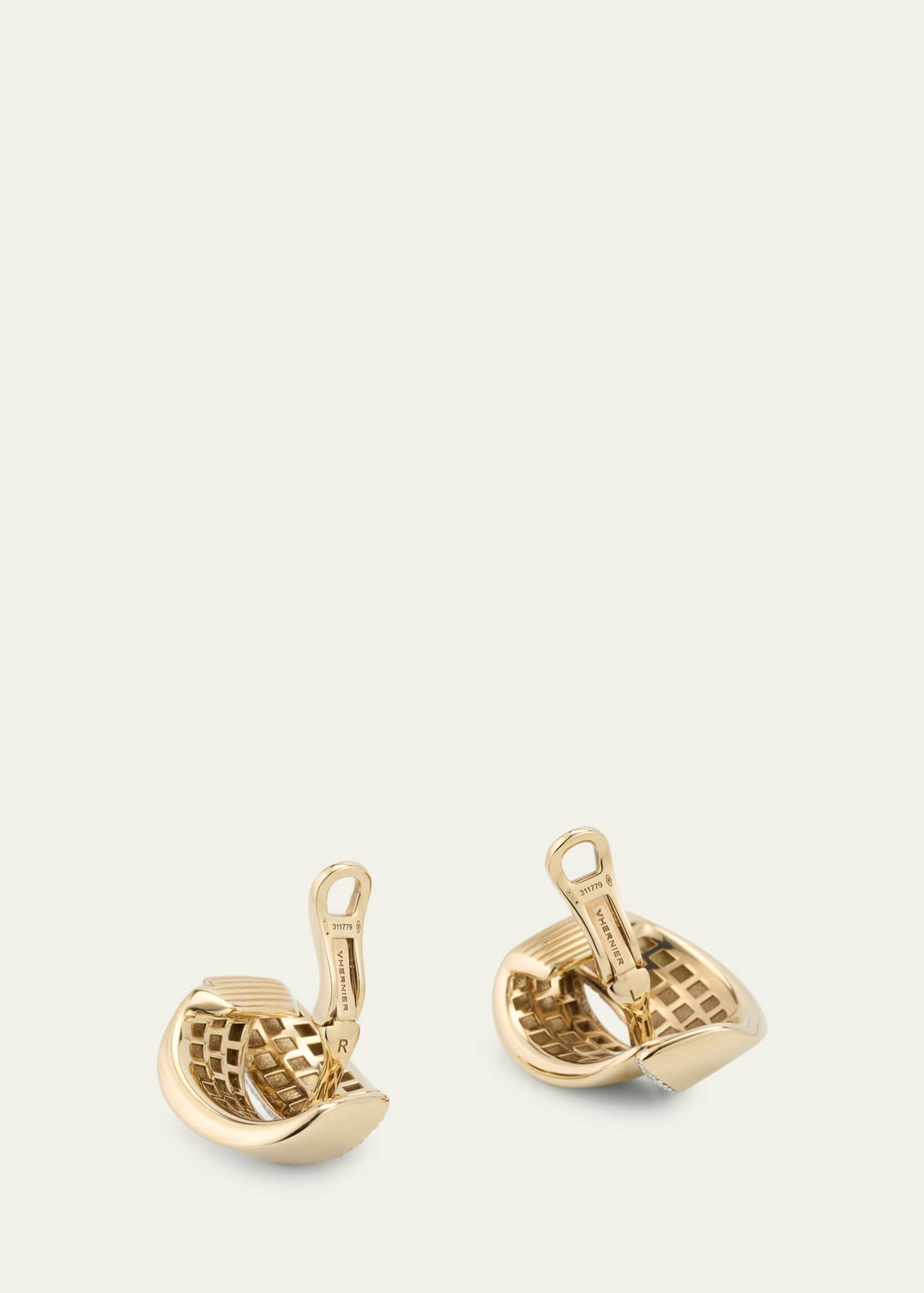 Vhernier Abbraccio 18K White Gold Diamond Earclips Image 4 of 4