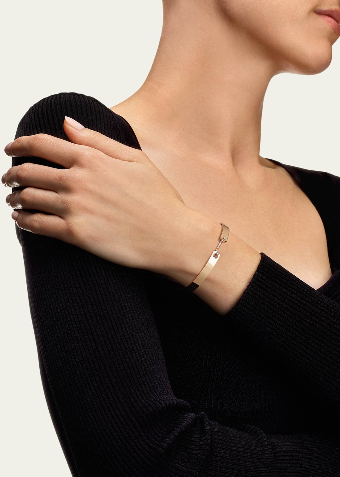 Nouvel Heritage 18K Business Meeting GM Mood Bangle Image 2 of 4