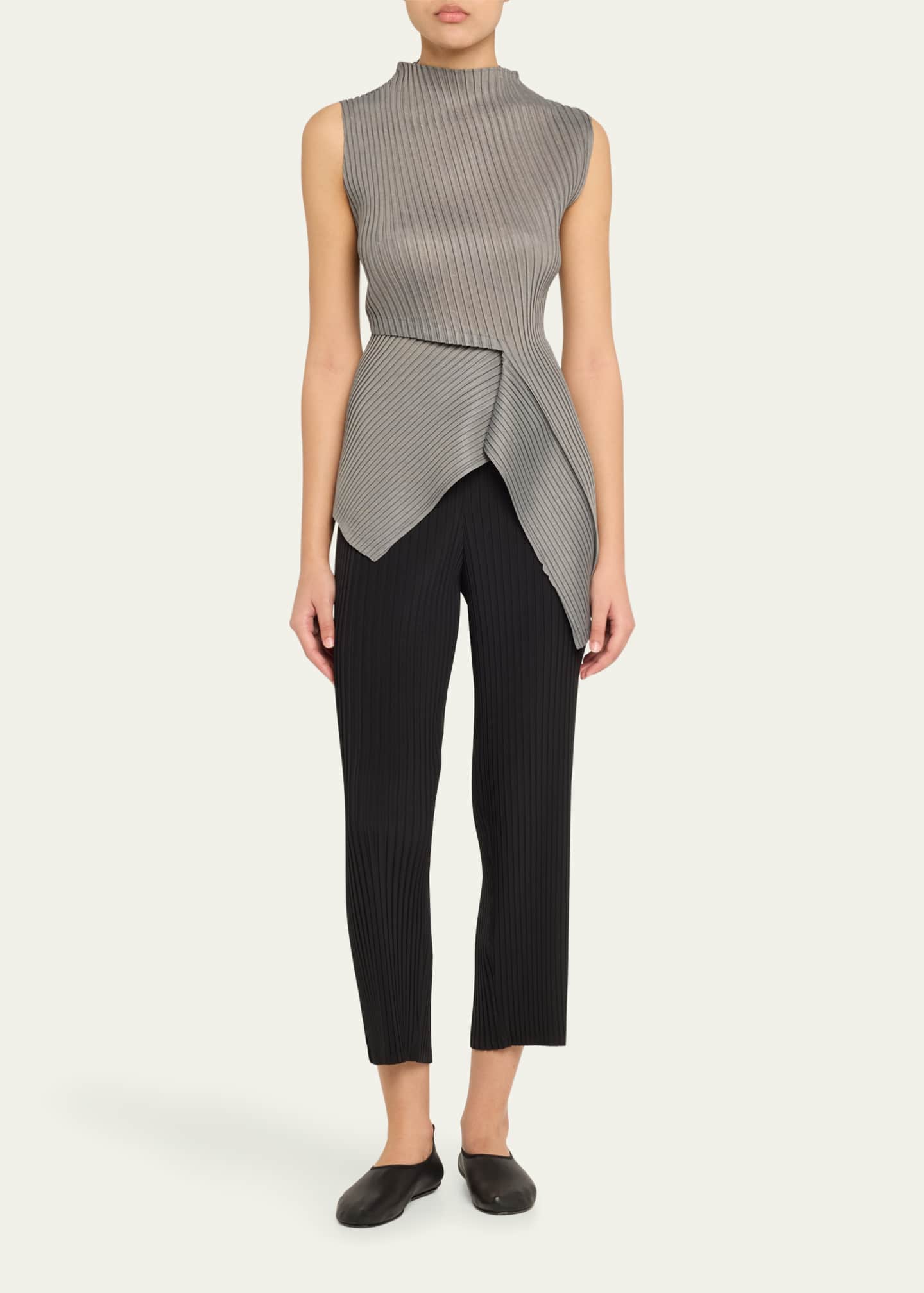 Issey Miyake Restore Blend Pleats Sleeveless Top Image 2 of 5