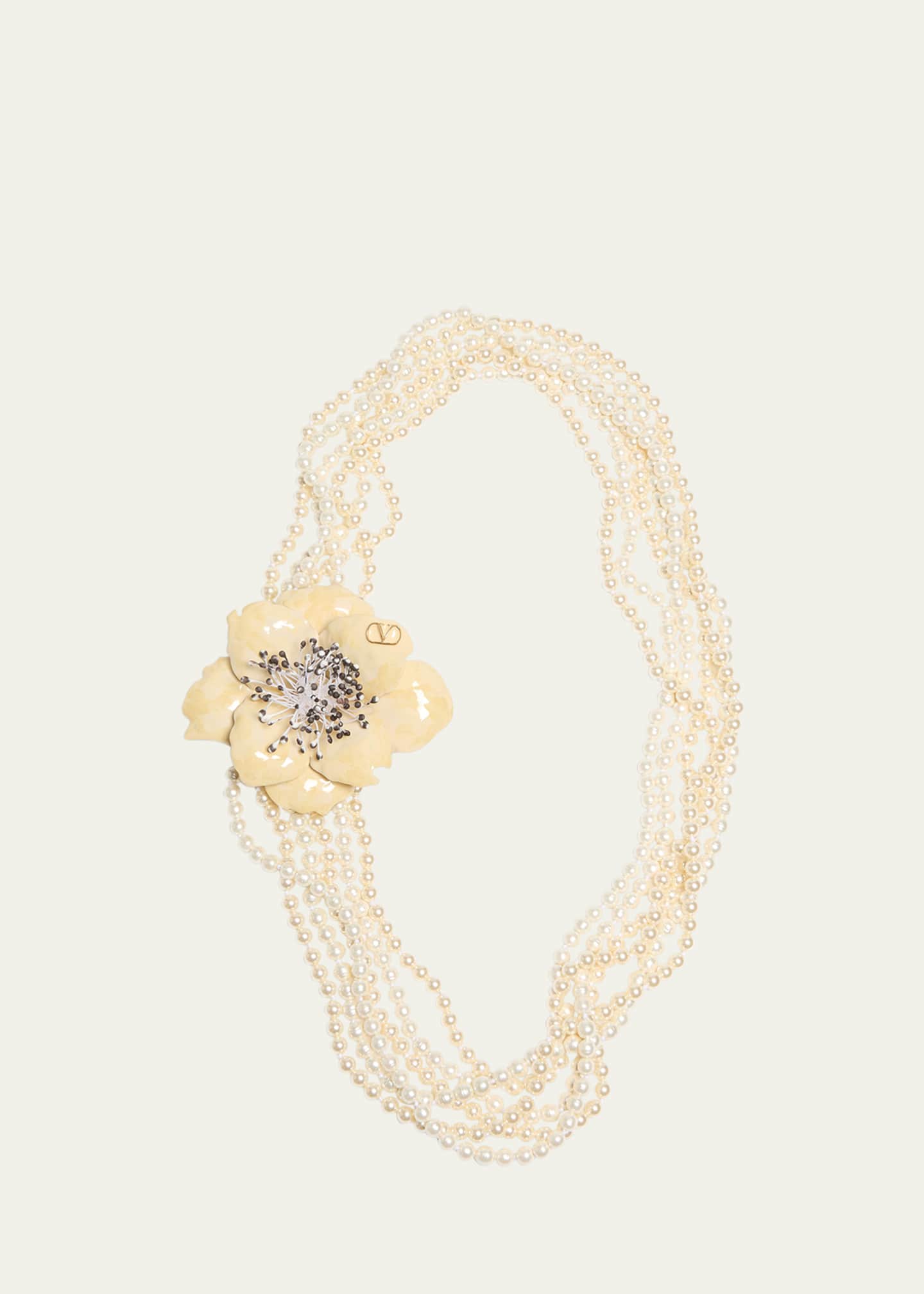 Valentino Garavani Fleur Lumineuse Necklace Image 1 of 4