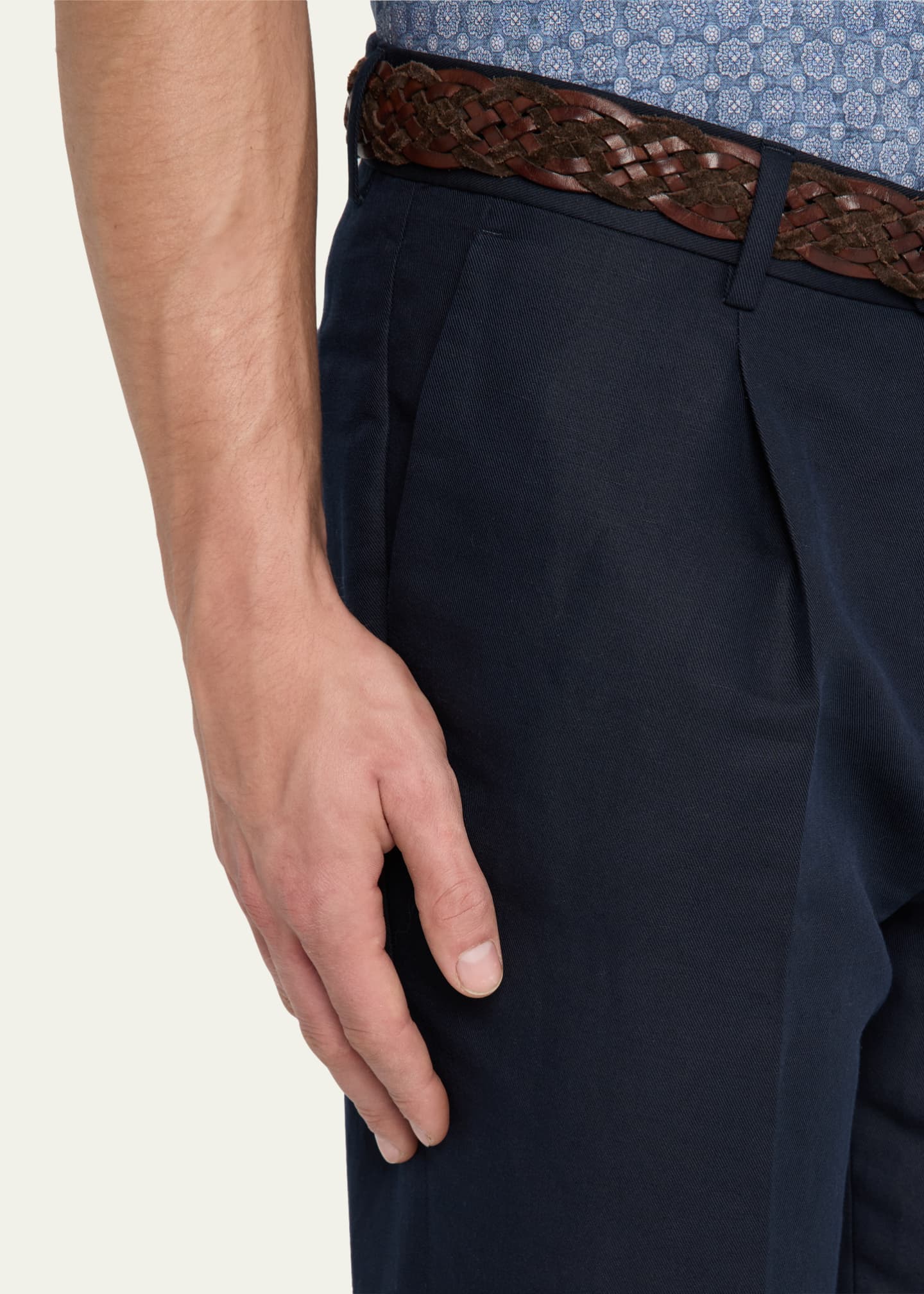 Brunello Cucinelli Men's Leisure-Fit Pleated Pants Image 5 of 5