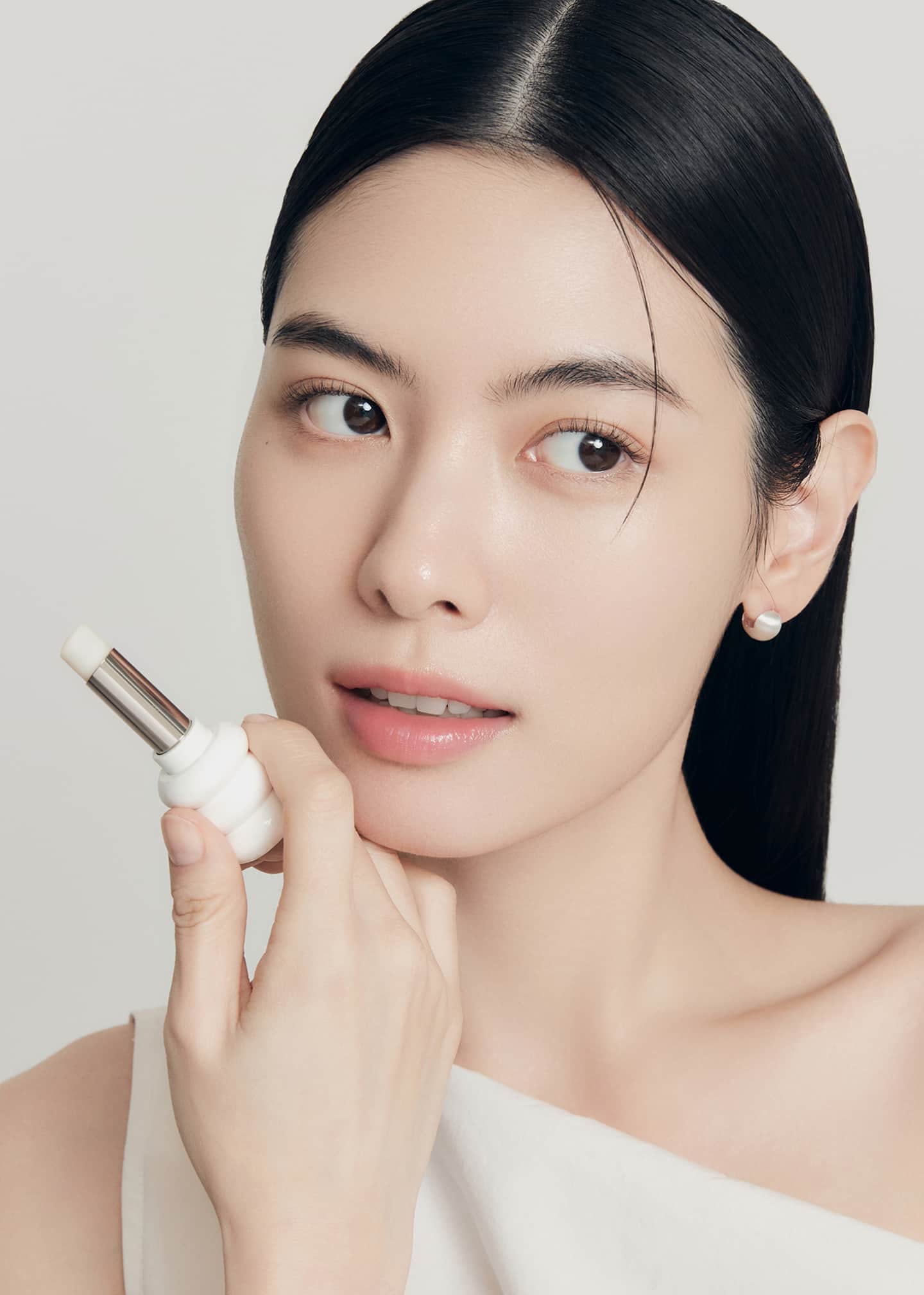 Sulwhasoo Glowing Lip Balm Image 4 of 5