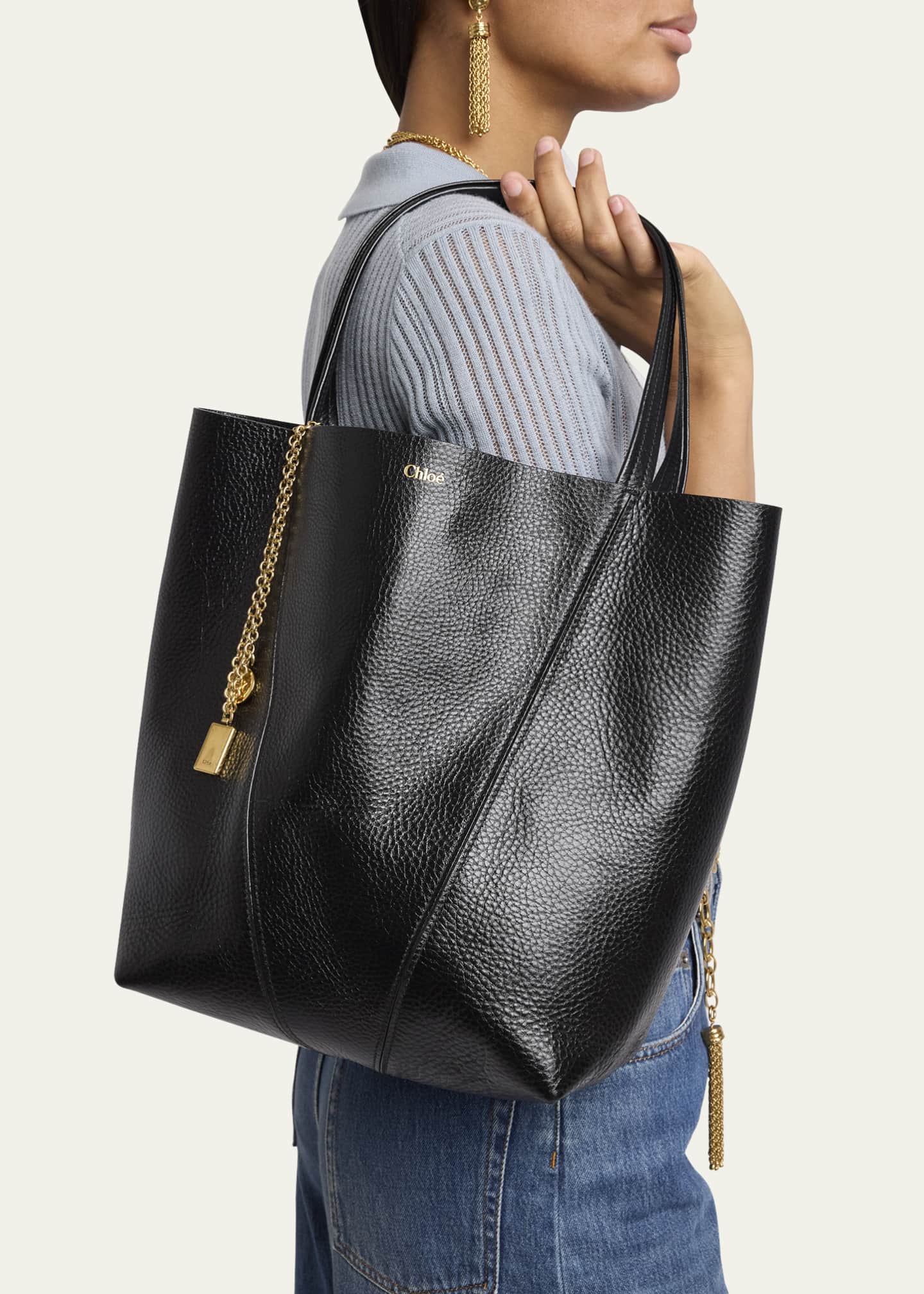Chloe Spin Medium Tote Bag in Leather Image 2 of 6