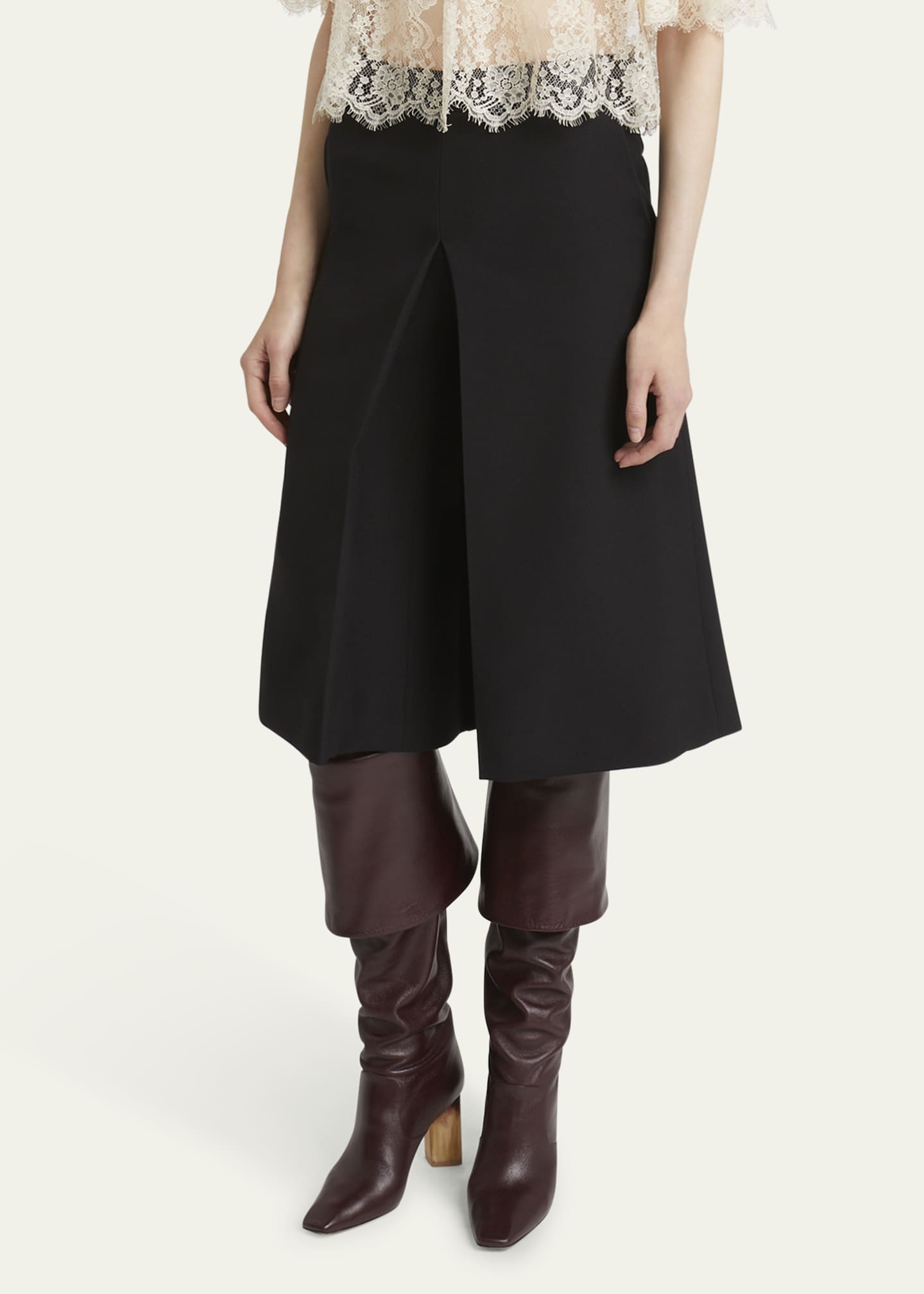Chloe Pleat Wide-Leg Bermuda Shorts Image 4 of 5