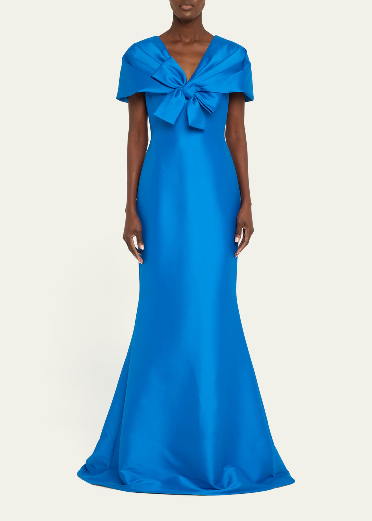 Badgley Mischka Collection Bow-Front Shawl Trumpet Gown Image 2 of 5