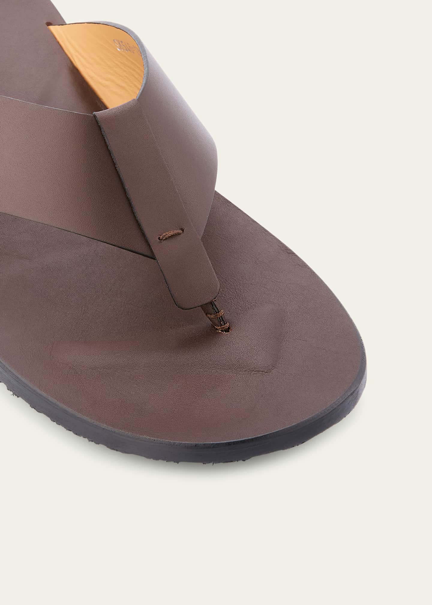 Stuart Weitzman Men's Bastian Padded Leather Flip-Flops Image 5 of 6