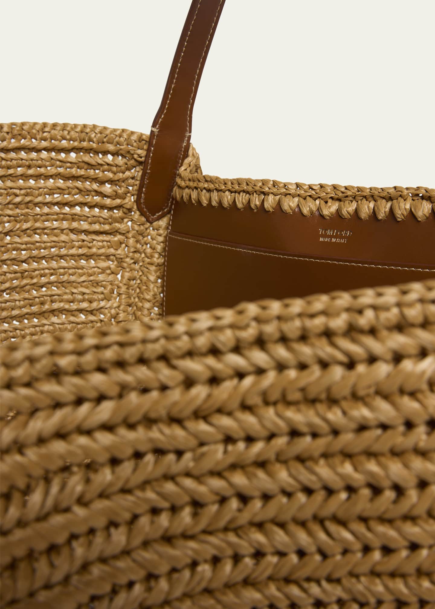 TOM FORD Tara Large Tote Bag in Raffia Viscose and Leather Image 4 of 5