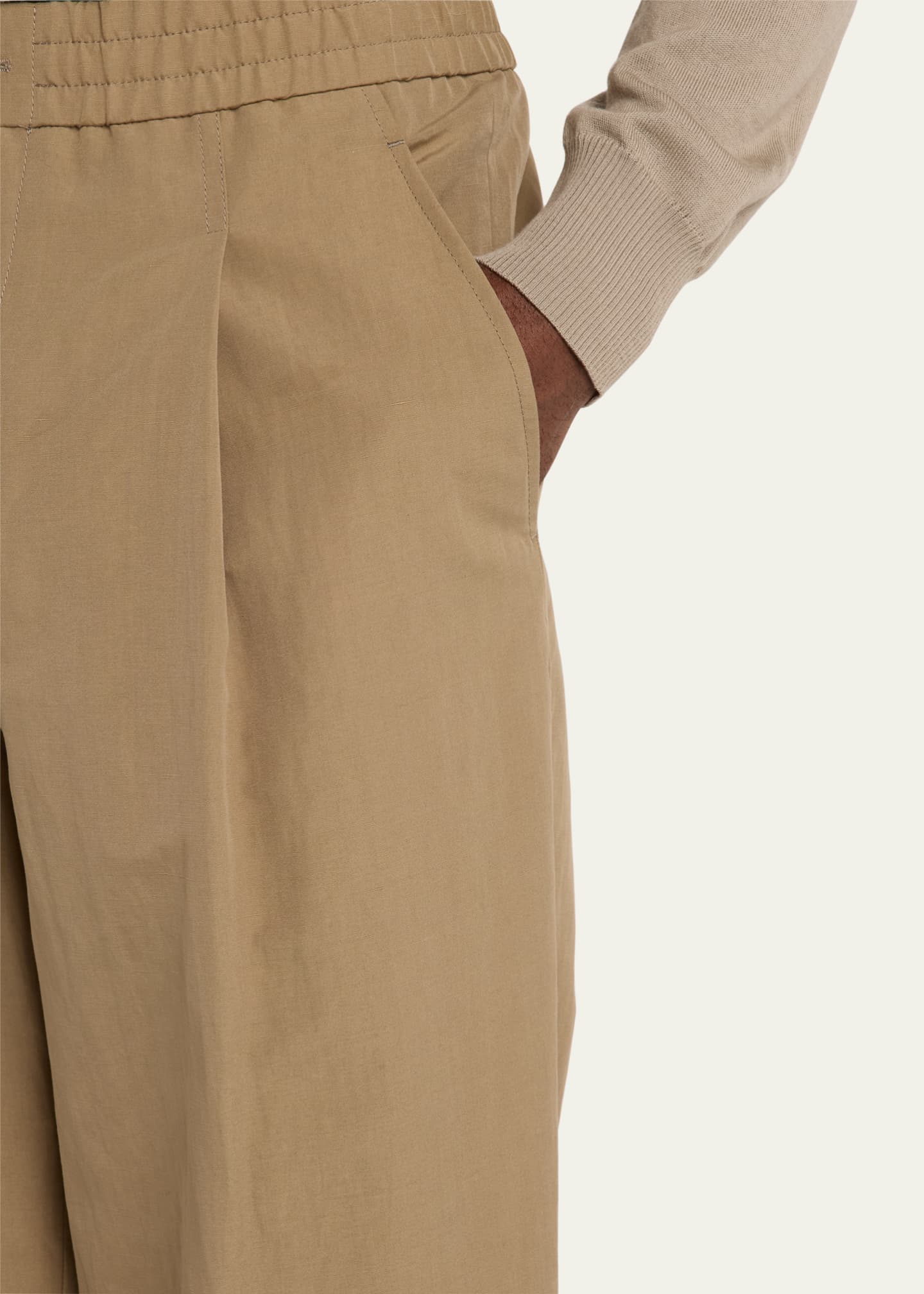Giorgio Armani Men's Pleated Linen-Cotton Trousers Image 5 of 5