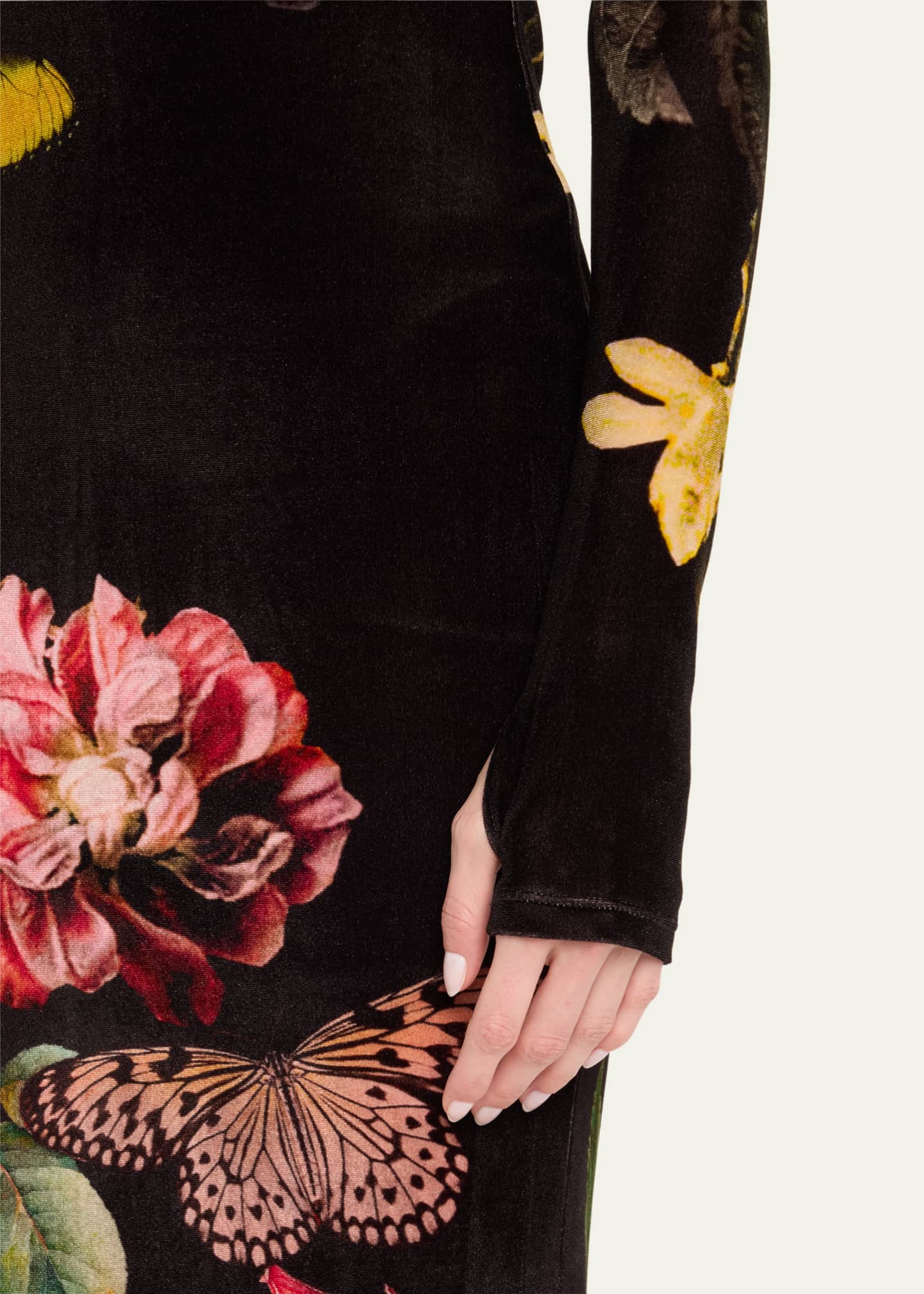 Alice + Olivia In The Wind Floral Delora Scoop-Neck Velvet Midi Dress Image 5 of 5
