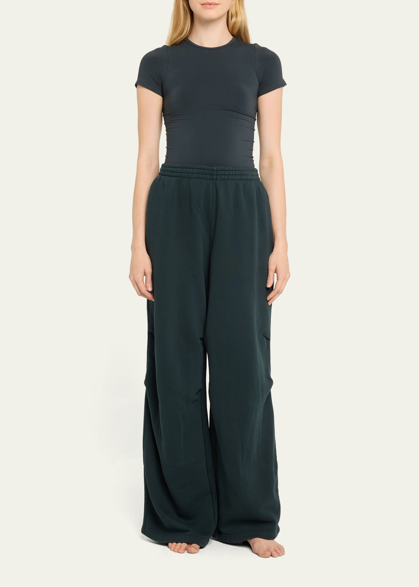 SKIMS Lofty Fleece Boxer Sweatpants Image 2 of 5