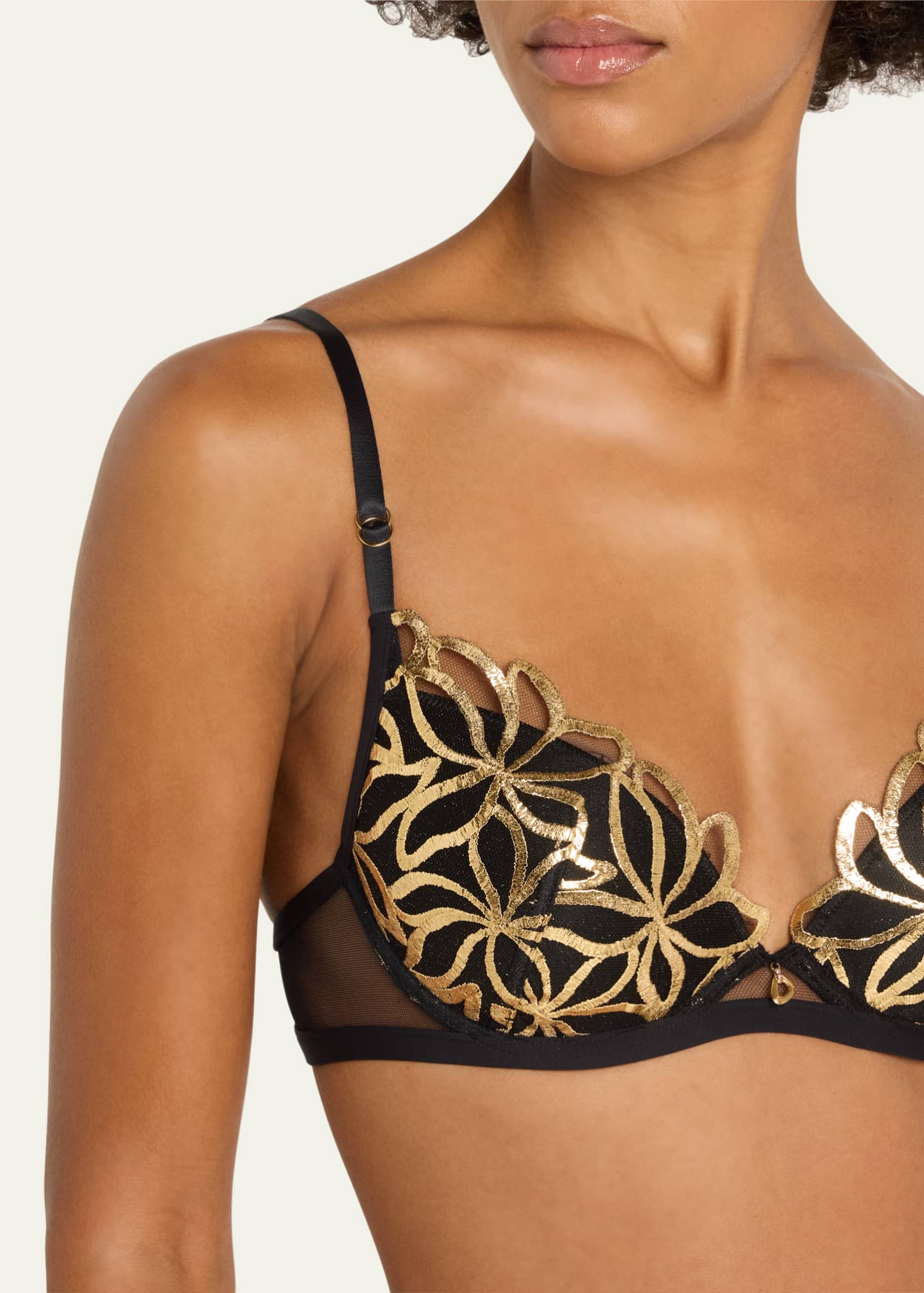 【LISE CHARMEL】新作★ECLATS D'OR★ハイウエスト Lise Charmel Eclats D'Or Metallic Embroidered Contour Bra