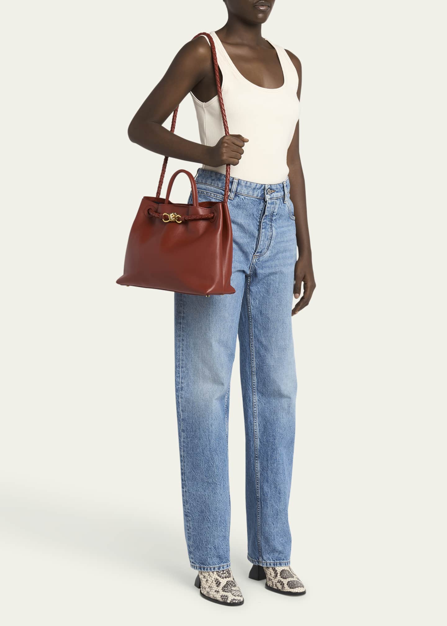 Bottega Veneta Medium Andiamo Leather Shoulder Bag Image 5 of 6