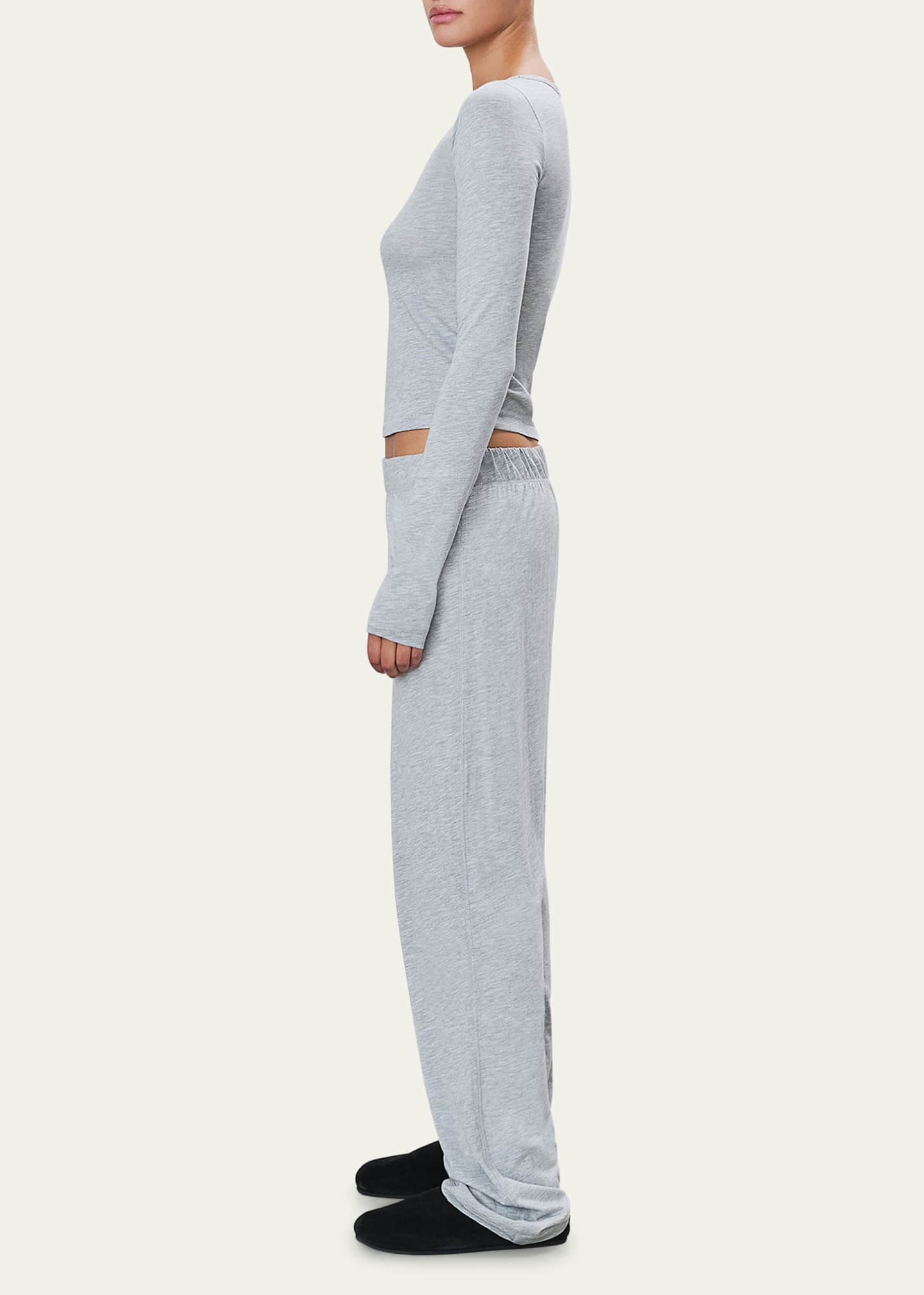 Eterne Fitted Crewneck Long-Sleeve T-Shirt Image 4 of 5