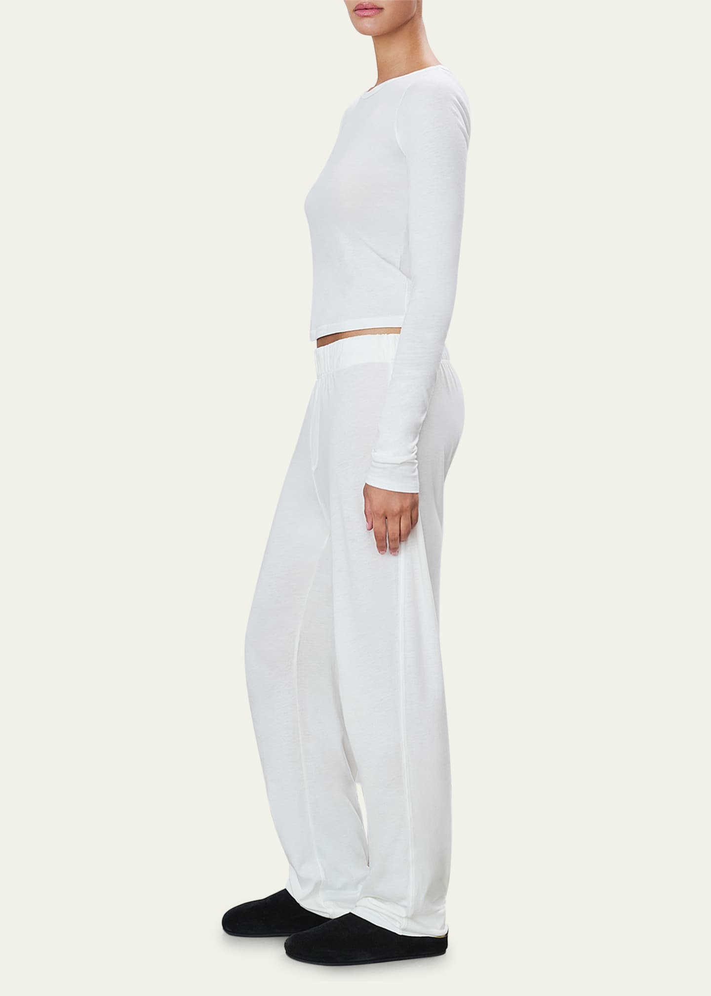 Eterne Fitted Crewneck Long-Sleeve T-Shirt Image 4 of 5