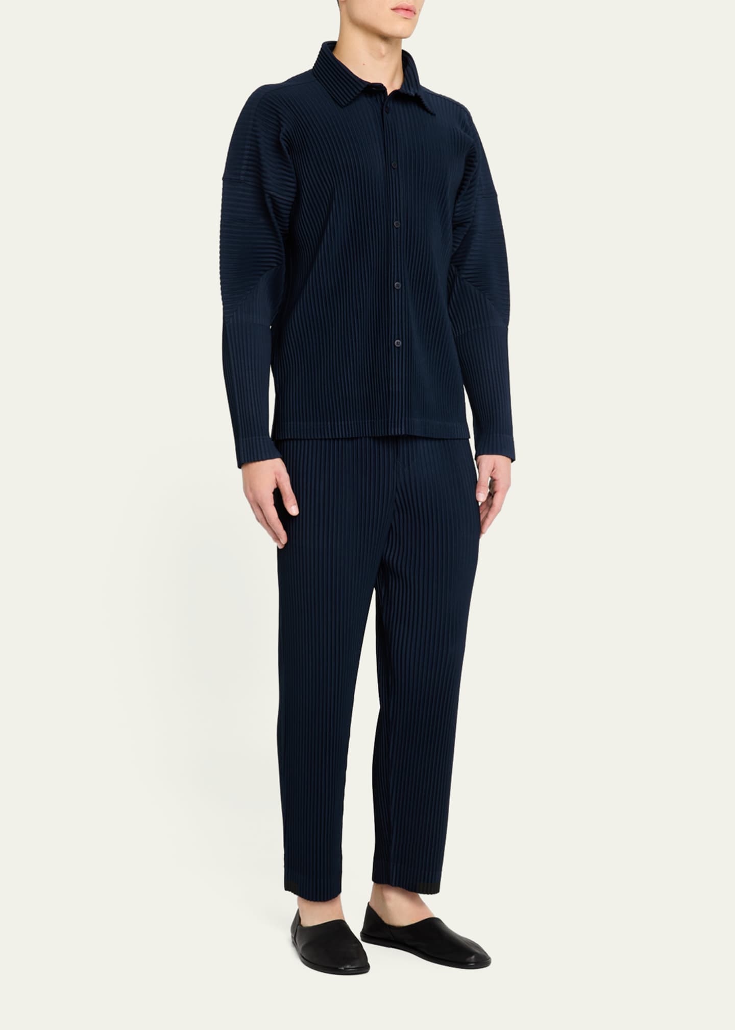 Homme Plisse Issey Miyake Men's Solid Pleated Pants Image 2 of 5