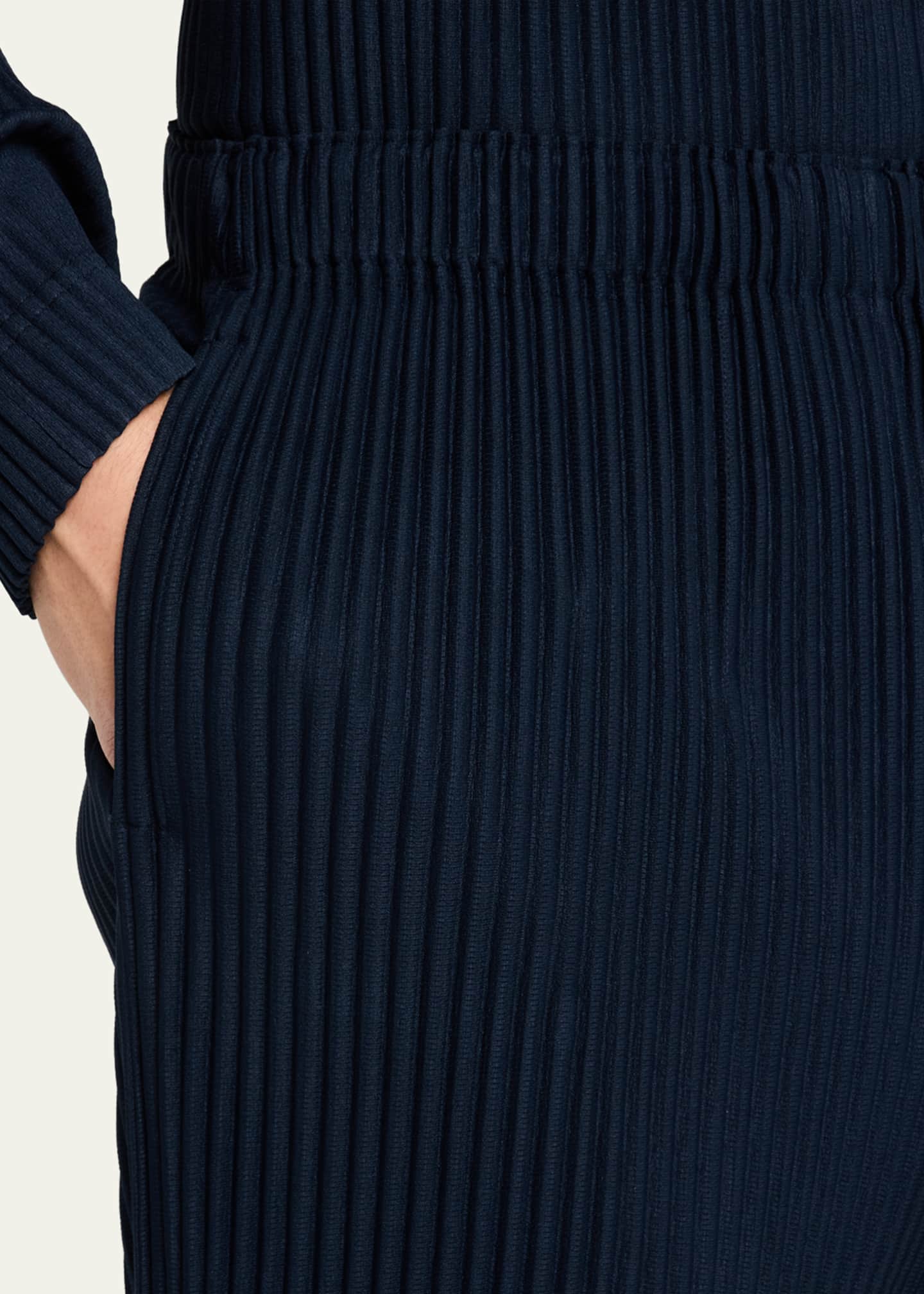 Homme Plisse Issey Miyake Men's Solid Pleated Pants Image 5 of 5