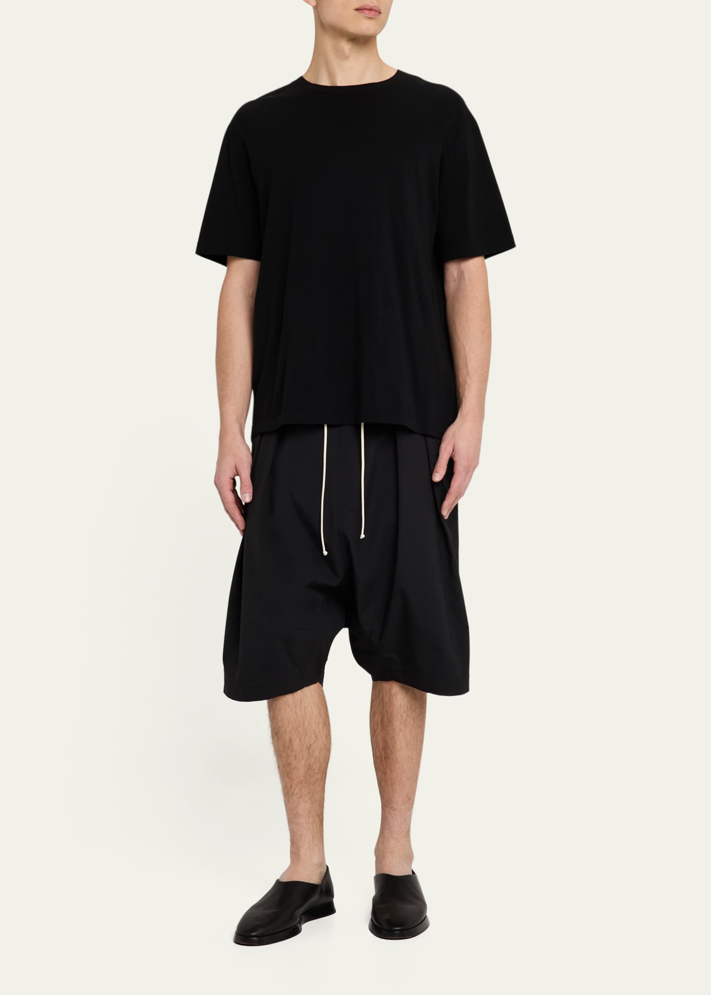MORDECAI Men's Pleated Loose-Fit Shorts Image 2 of 5