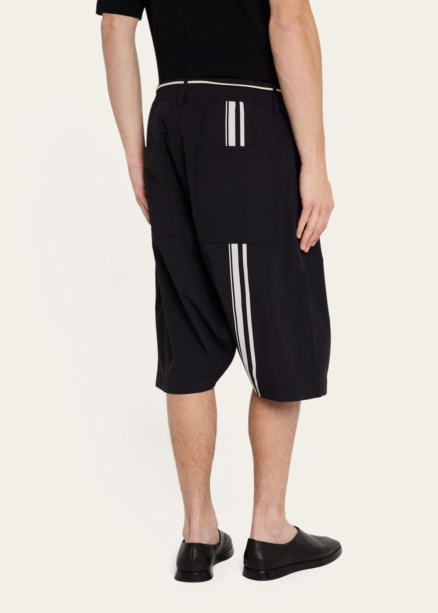 MORDECAI Men's Pleated Loose-Fit Shorts Image 3 of 5
