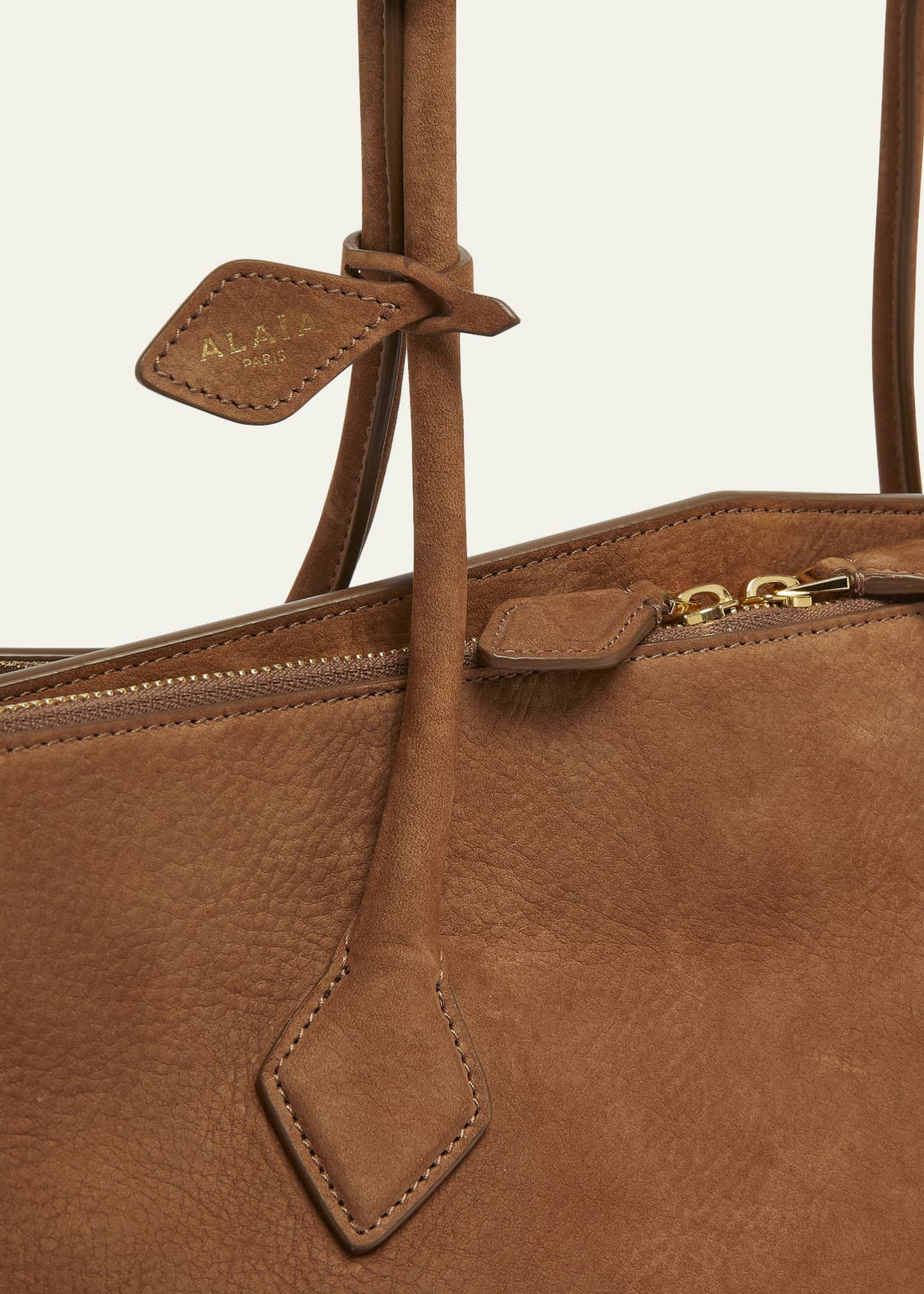 【関税&送料込】Alaia Suede Hand Tote Bag ALAIA Le Teckel Tote Bag in Suede and Leather - Bergdorf Goodman
