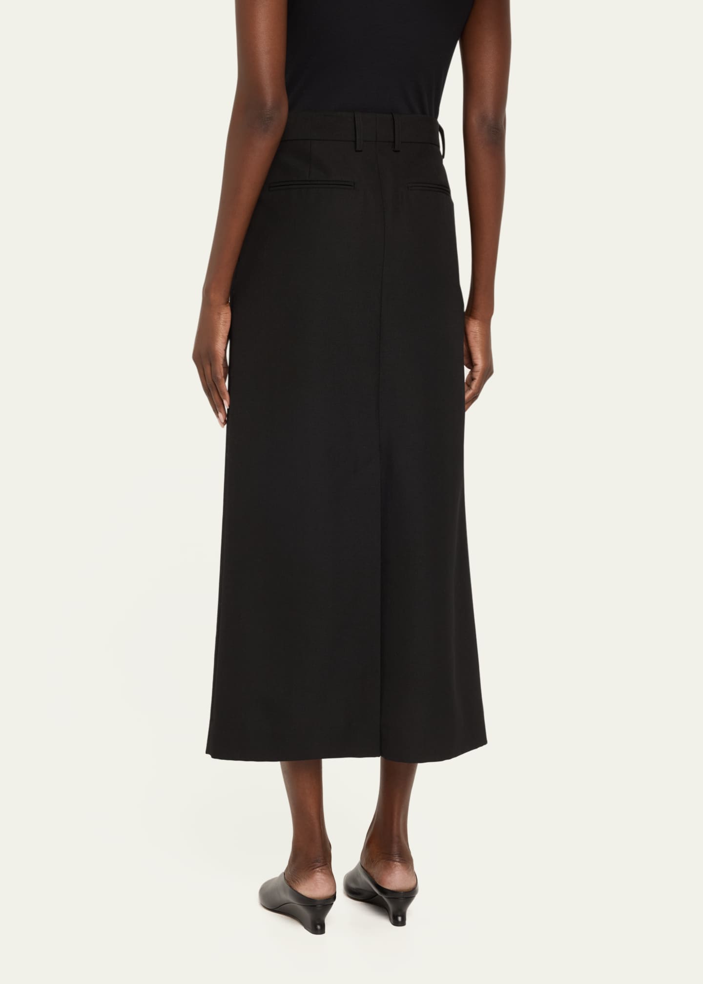 SS25【TOTEME】Black Midi Straight Low-waisted Skirt Low-waist straight skirt black – TOTEME
