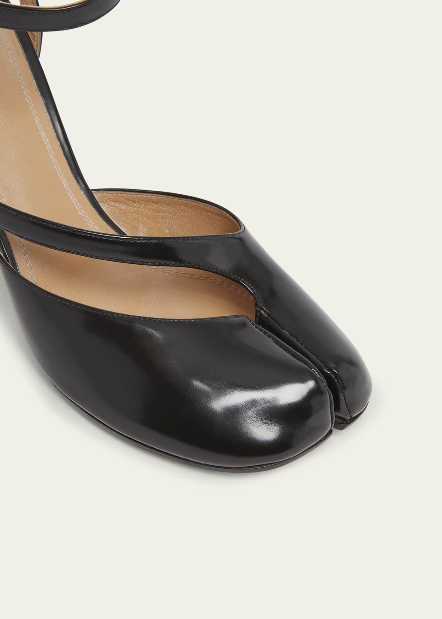 商品画像：Maison Margiela Tabi Ankle Strap Pump (Women) | Nordstrom 1