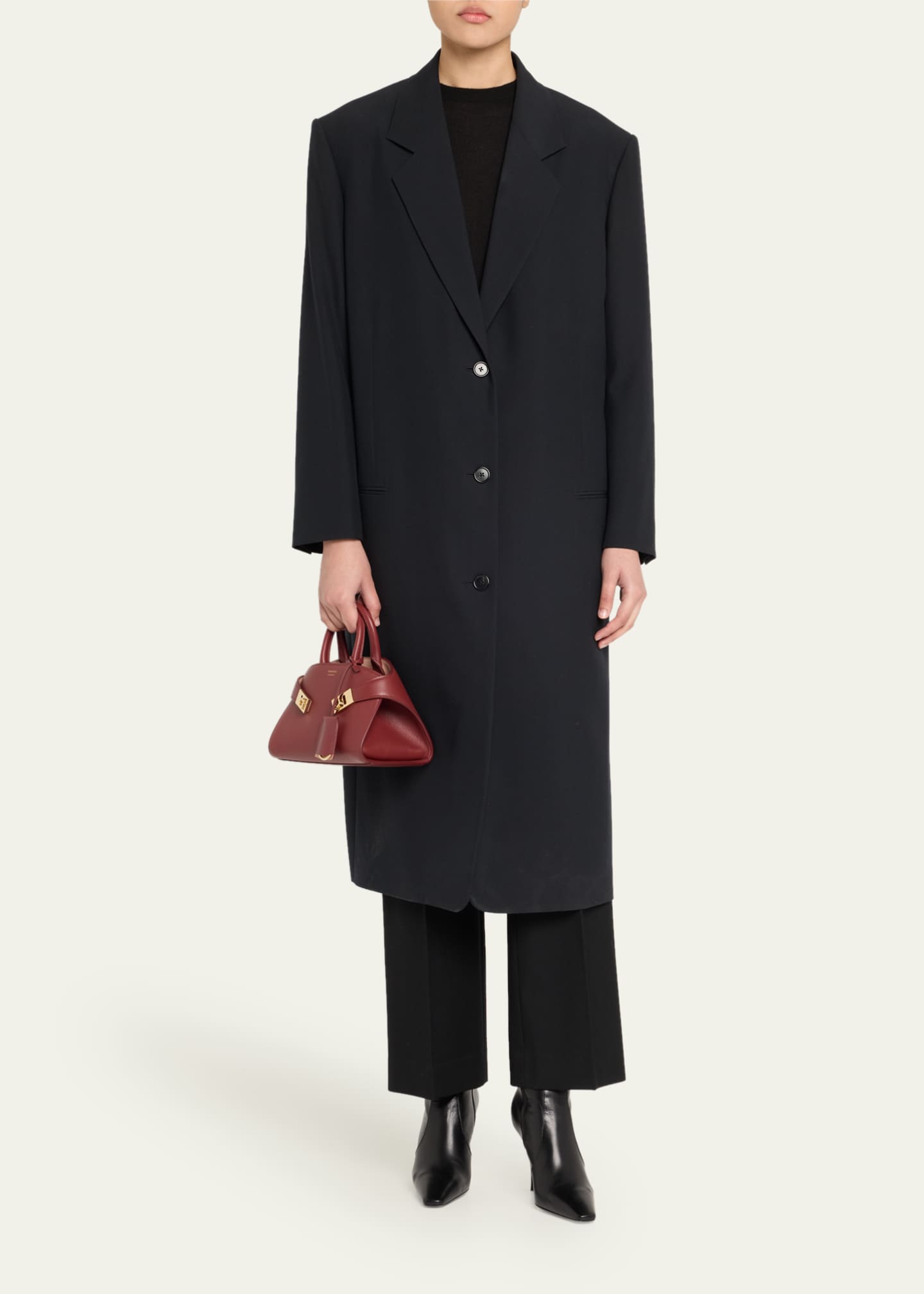 Ferragamo Small Hug Leather Shoulder Bag Image 5 of 6