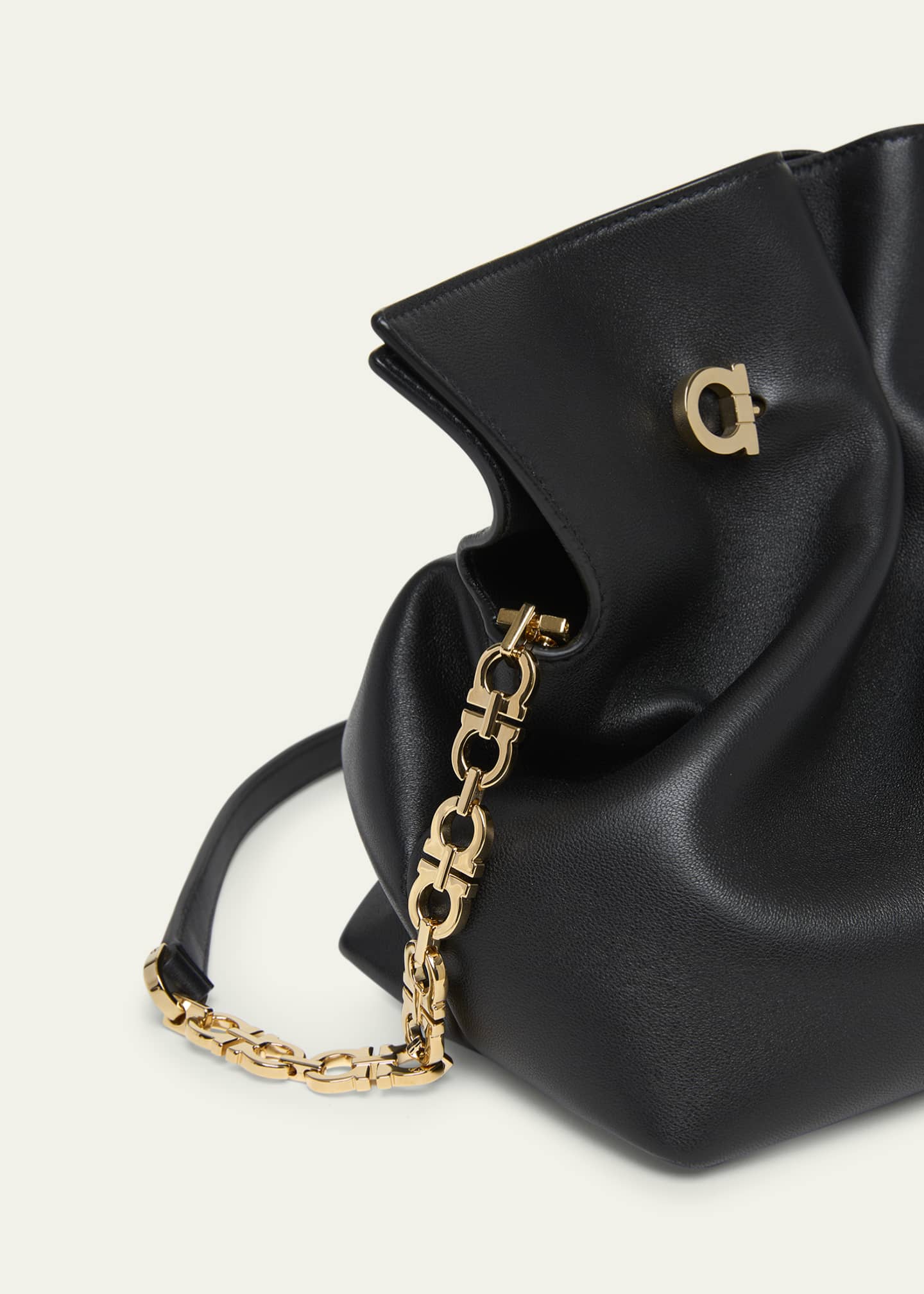 【送料&関税込】Ferragamo Gancini Piercing Black Bag Ferragamo Gancini Piercing Bag in Black | Lyst