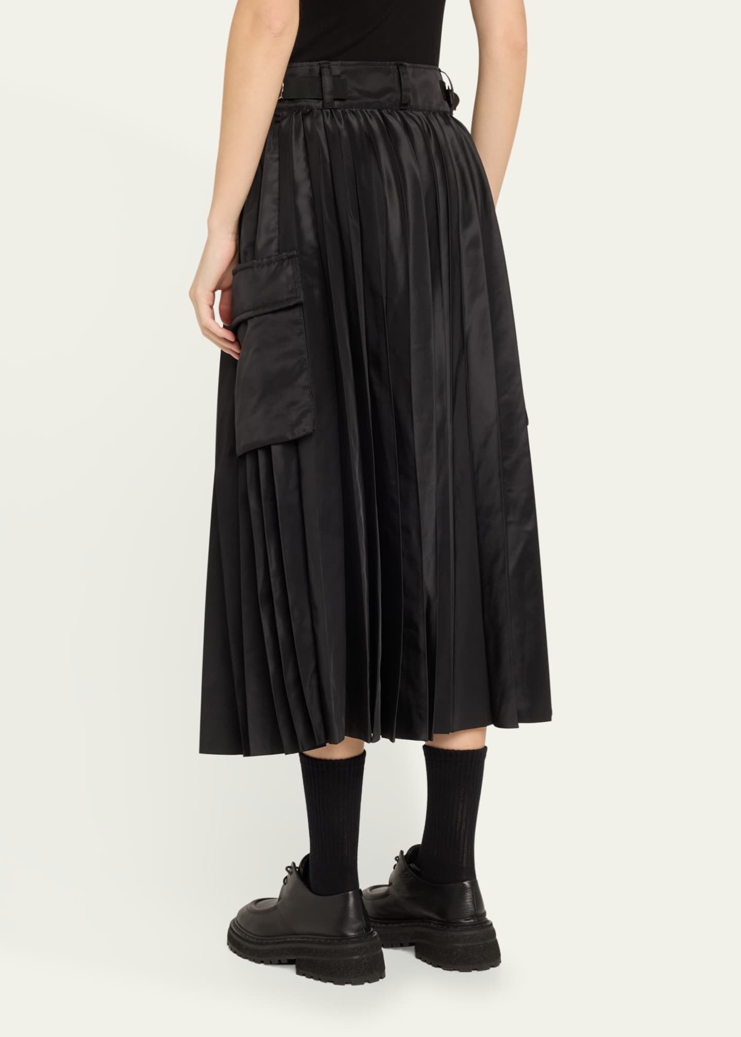 minaBPTCUT さま専用SACAI Nylon Twill Skirt Sacai Nylon Twill Skirt in Black – Hampden Clothing