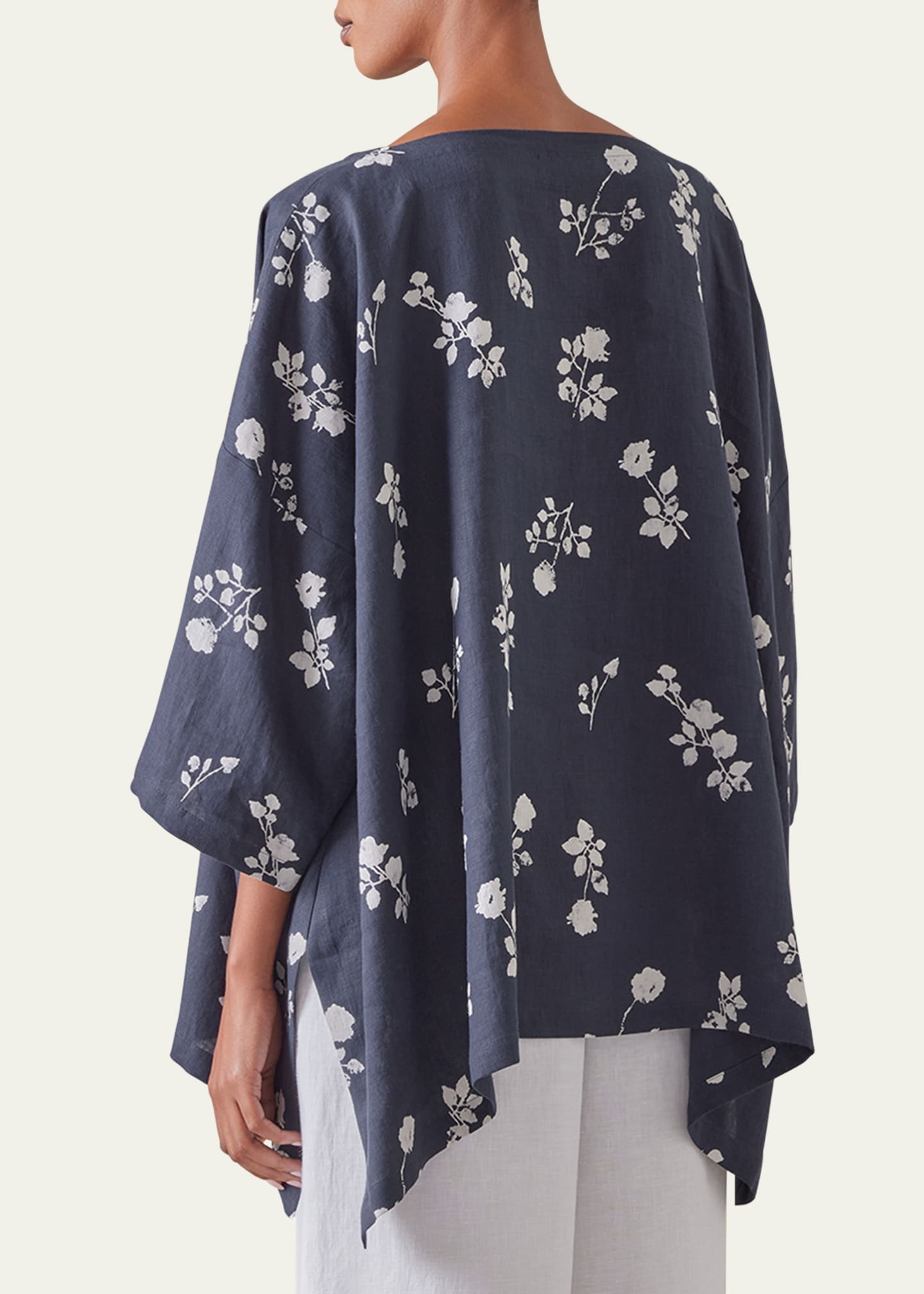 Eskandar DPS Scoop-Neck 3/4-Sleeve Top (Mid Plus Length) Image 3 of 5