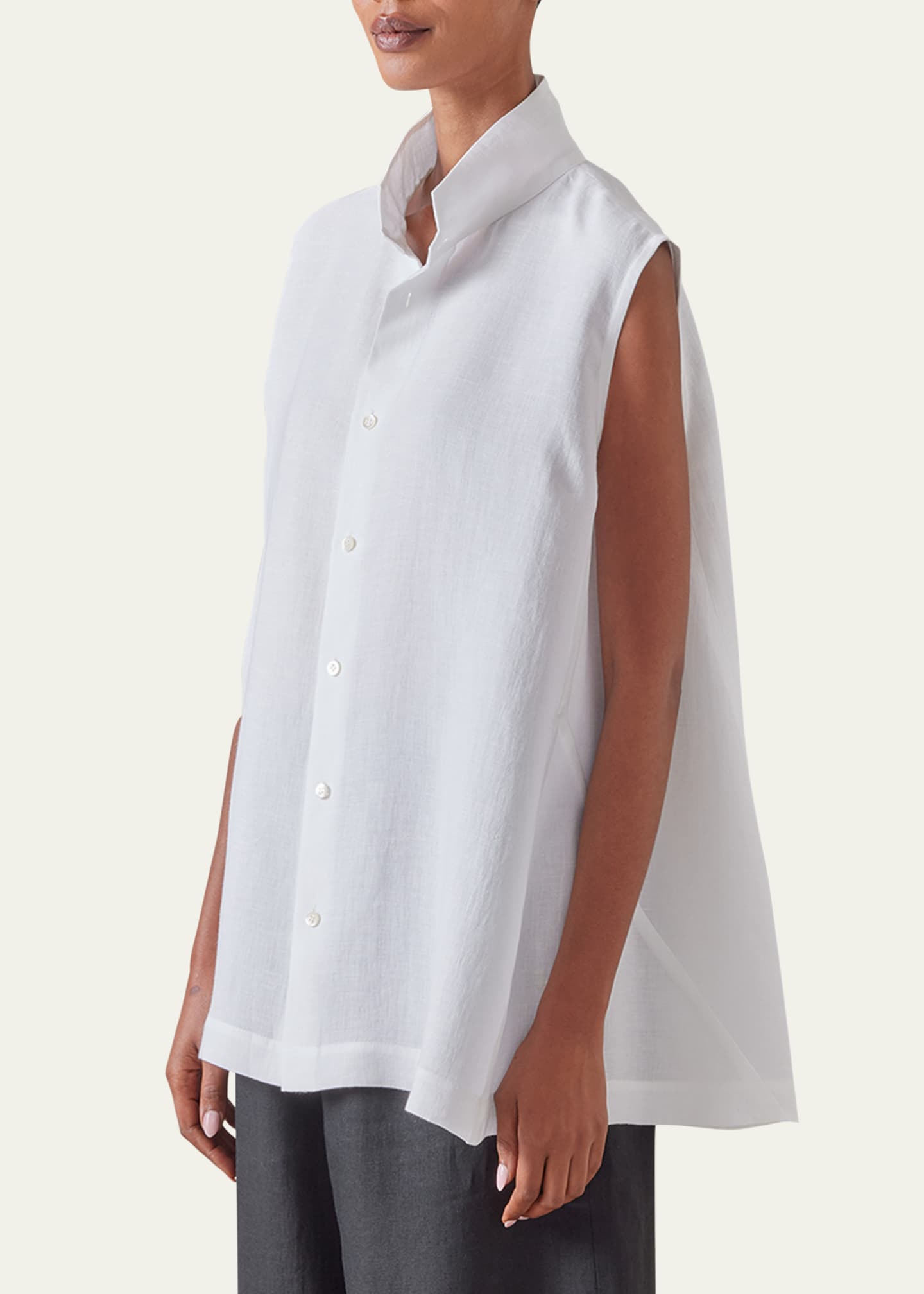 Eskandar Sleeveless Caucasus Shirt With Notch Collar (Long Length) Image 2 of 4