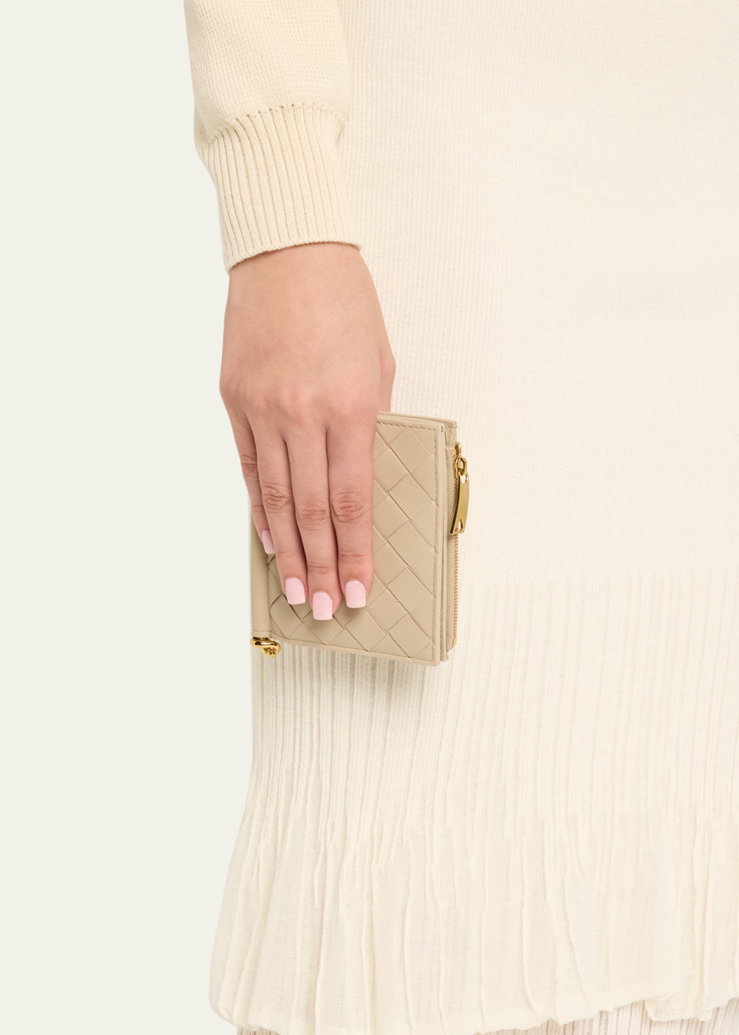 【Bottega Veneta】 Solstice Small フォルダーウォレット Bottega Veneta® Women's Solstice Small Bi-Fold Wallet in