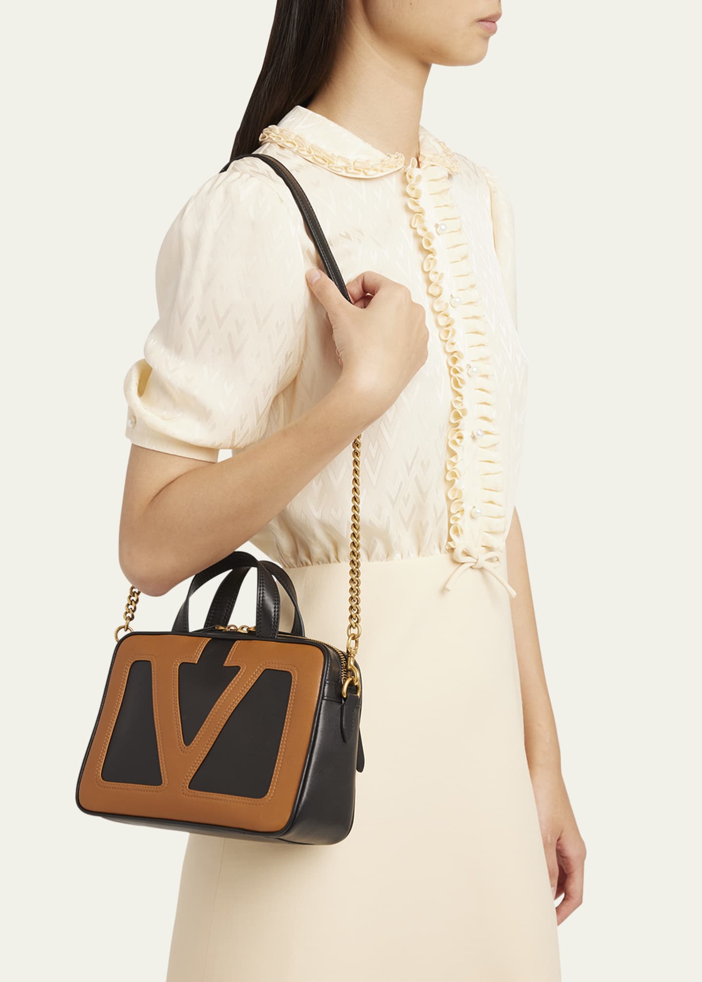 Valentino Garavani Viva Superstar Small VLOGO Leather Duffle Top