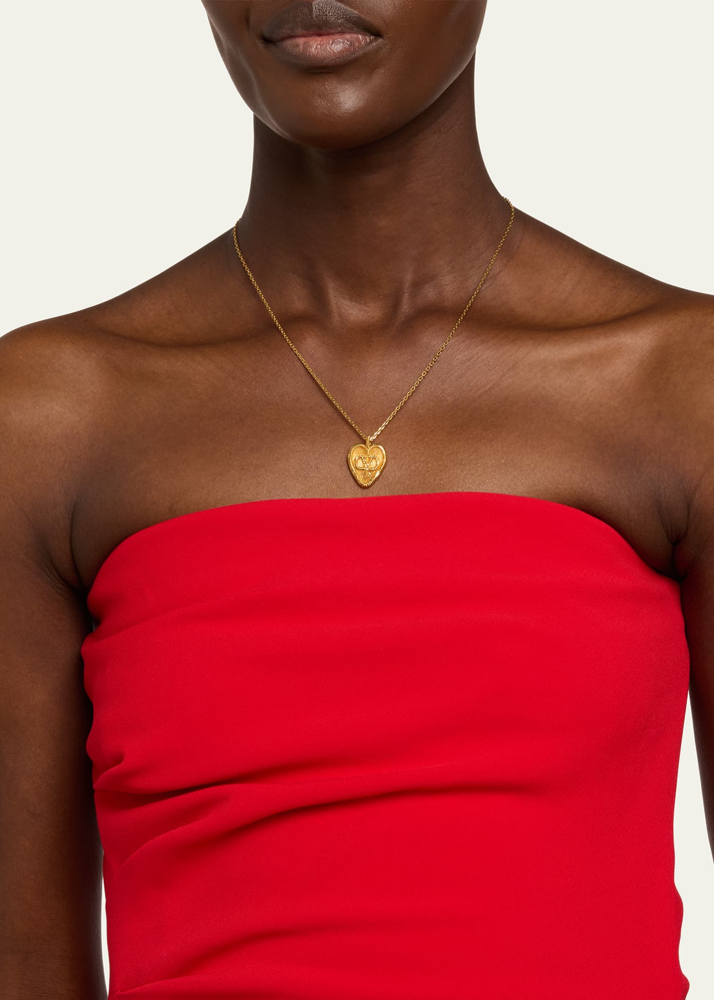 【関税&送料込】Valentino Garavani Fil Perdu Necklace Valentino Garavani Fil Perdu Heart Pendant Necklace