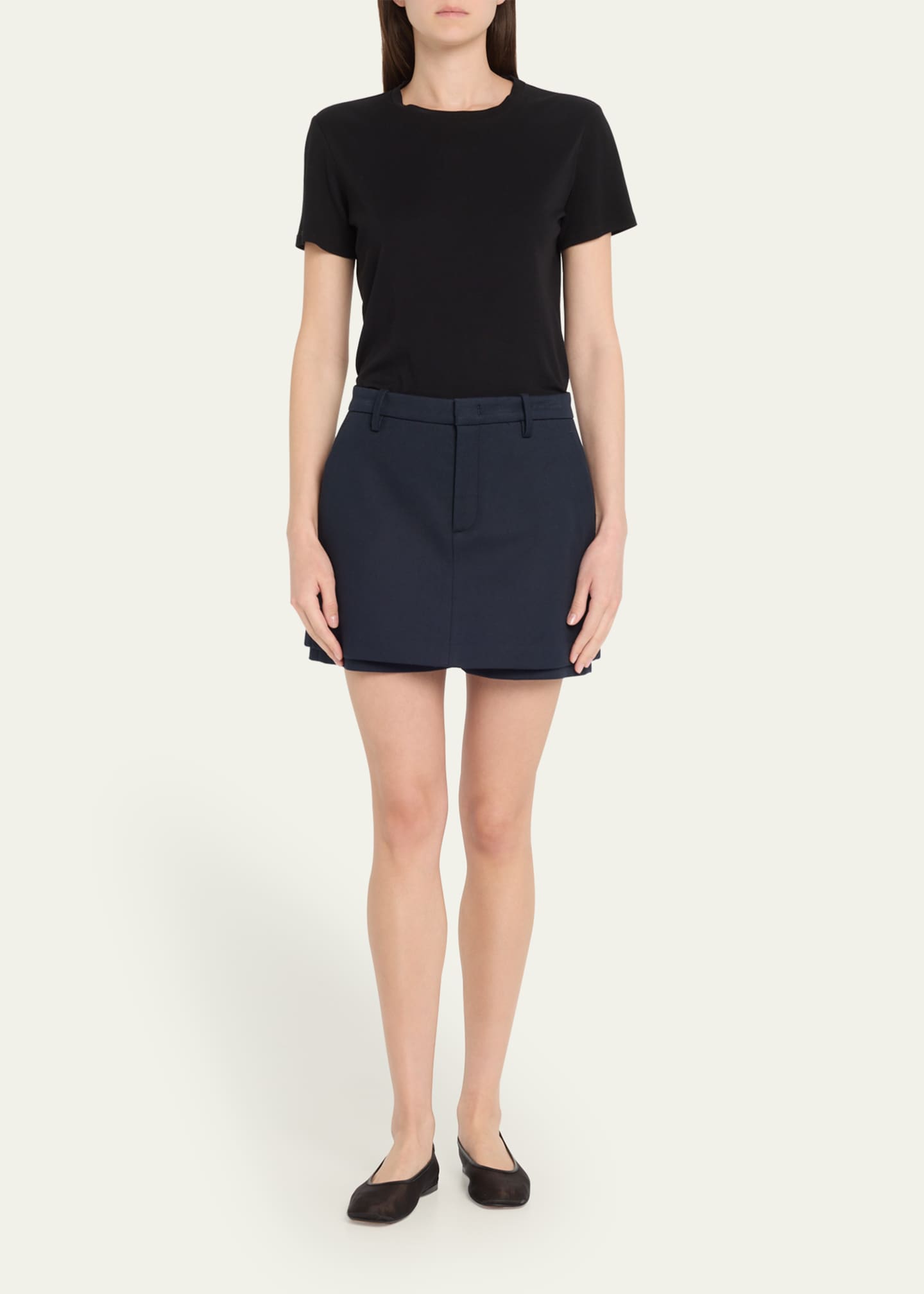 Vince Tailored Mid-Rise Skort Image 2 of 5