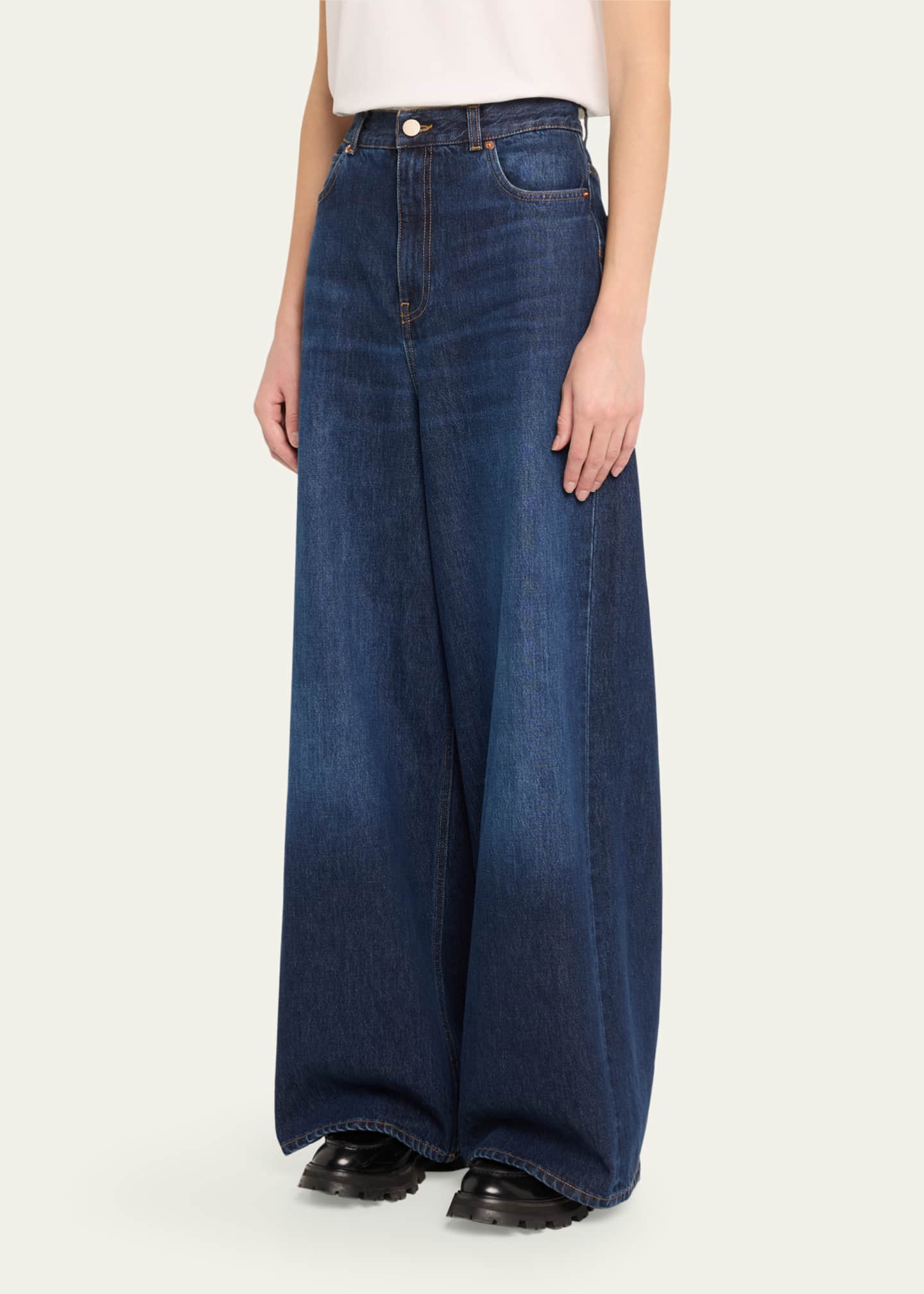 TEURN STUDIOS Baggy Jeans Image 4 of 5