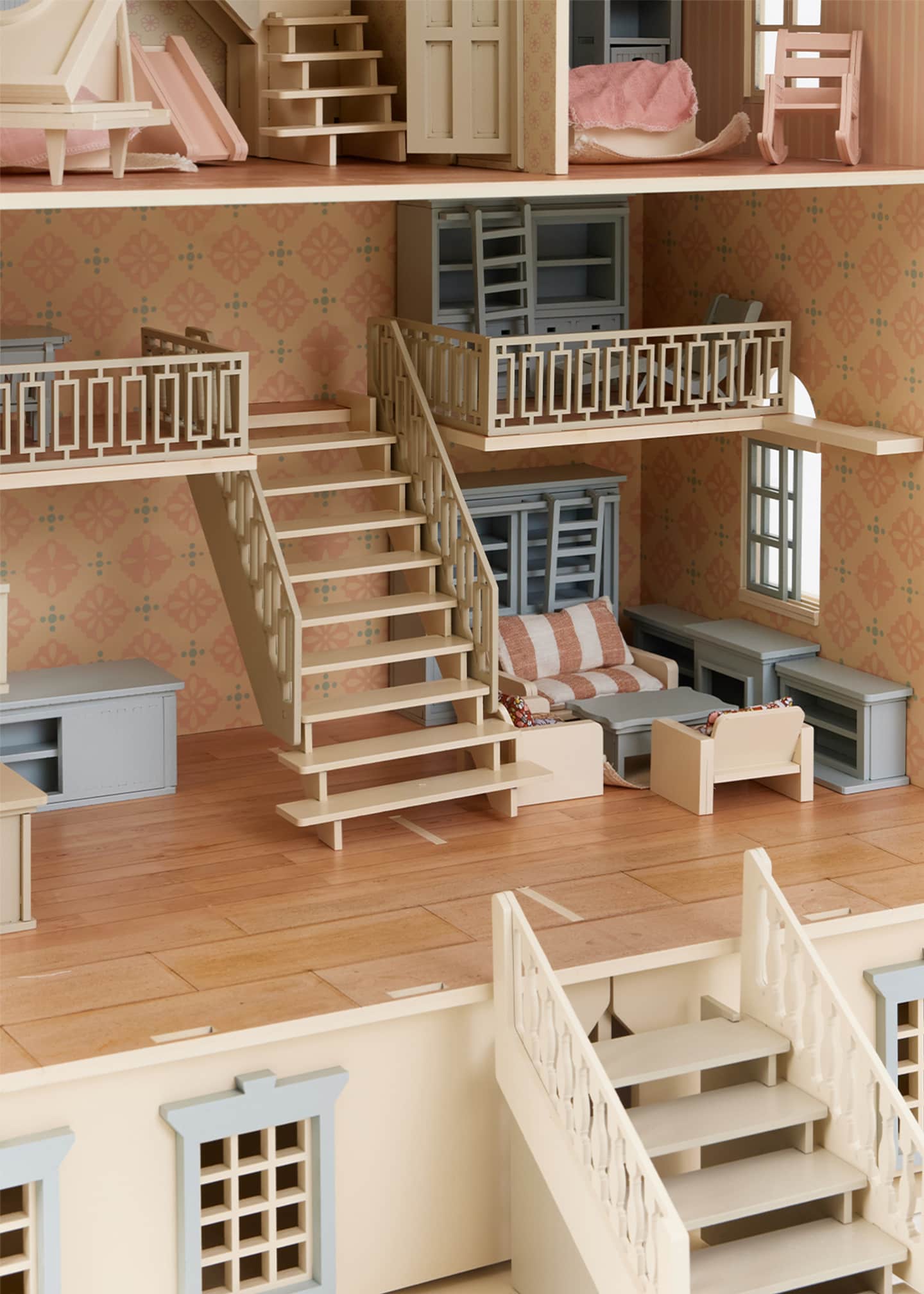 Little Forest Animals House Of New York Dollhouse Image 3 of 5