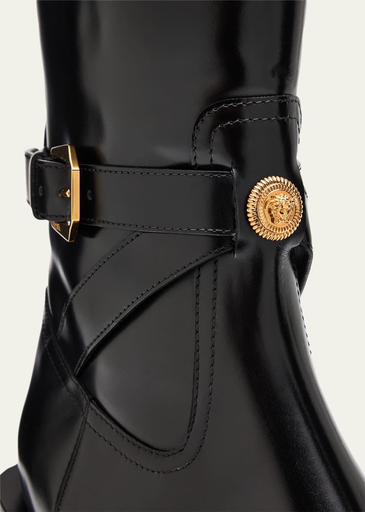 Versace Men's Angelo Leather Zip Ankle Boots Image 6 of 6