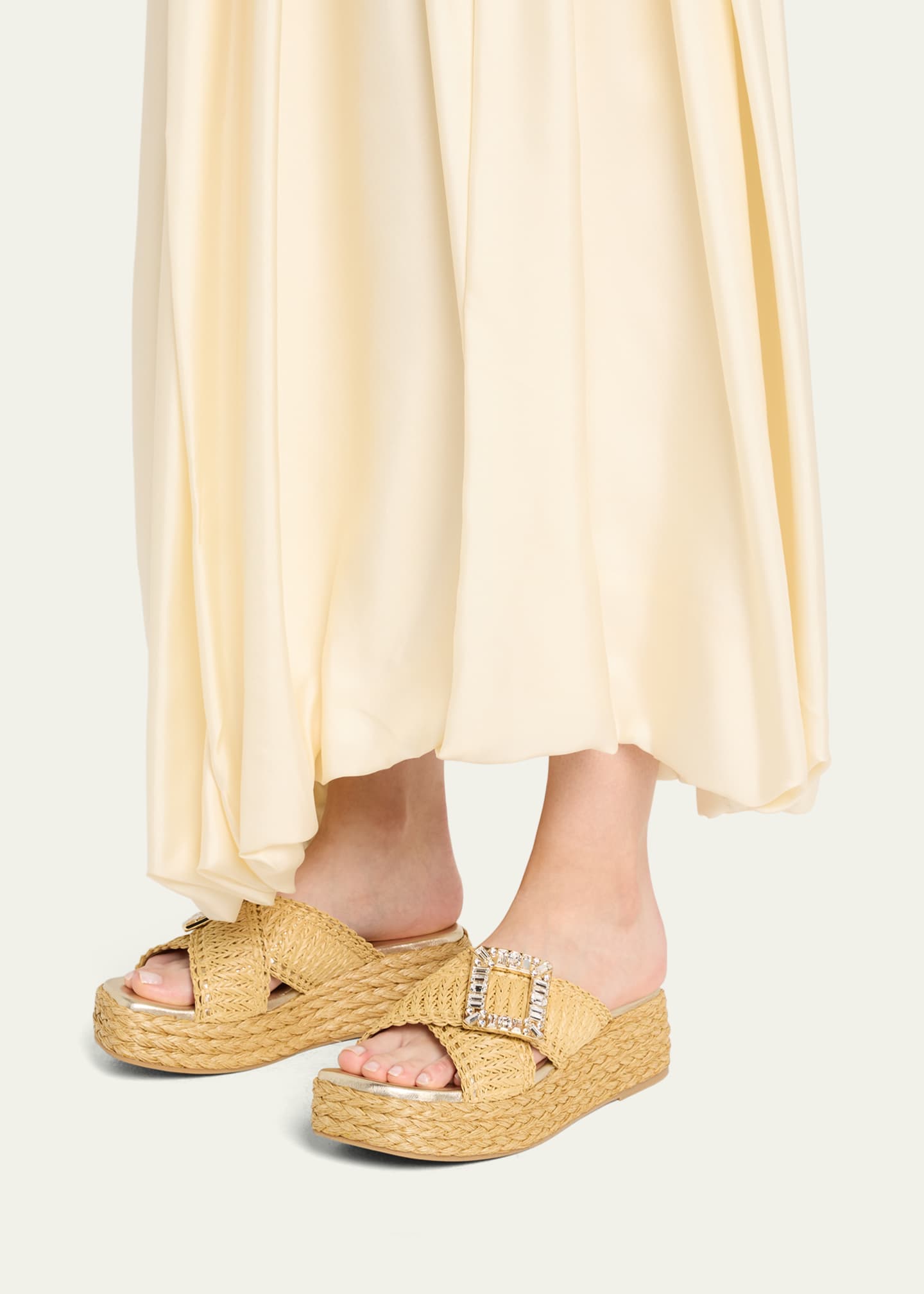 【関税込み】ROGER VIVIER RAFFIA JEWEL SANDALS ROGER VIVIER 25 crystal-embellished raffia sandals | NET-A