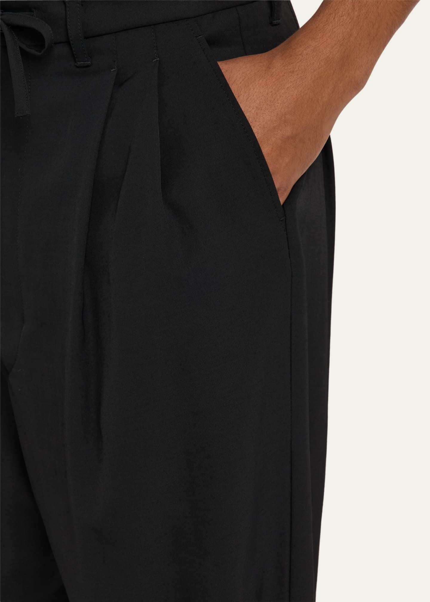 LEMAIRE Men's Drawstring Pleated Pants Image 5 of 5
