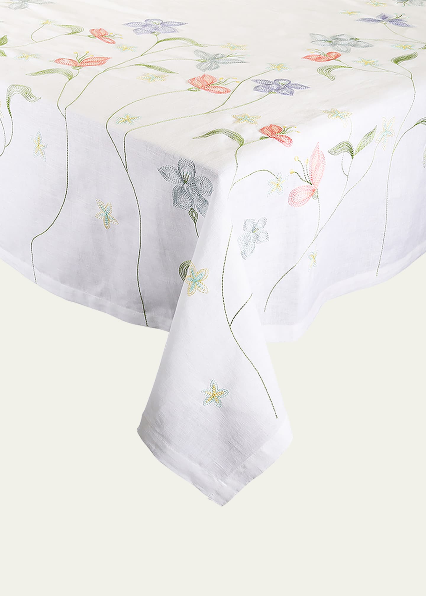 Kim Seybert Vista Tablecloth, 66" x 126" Image 2 of 2