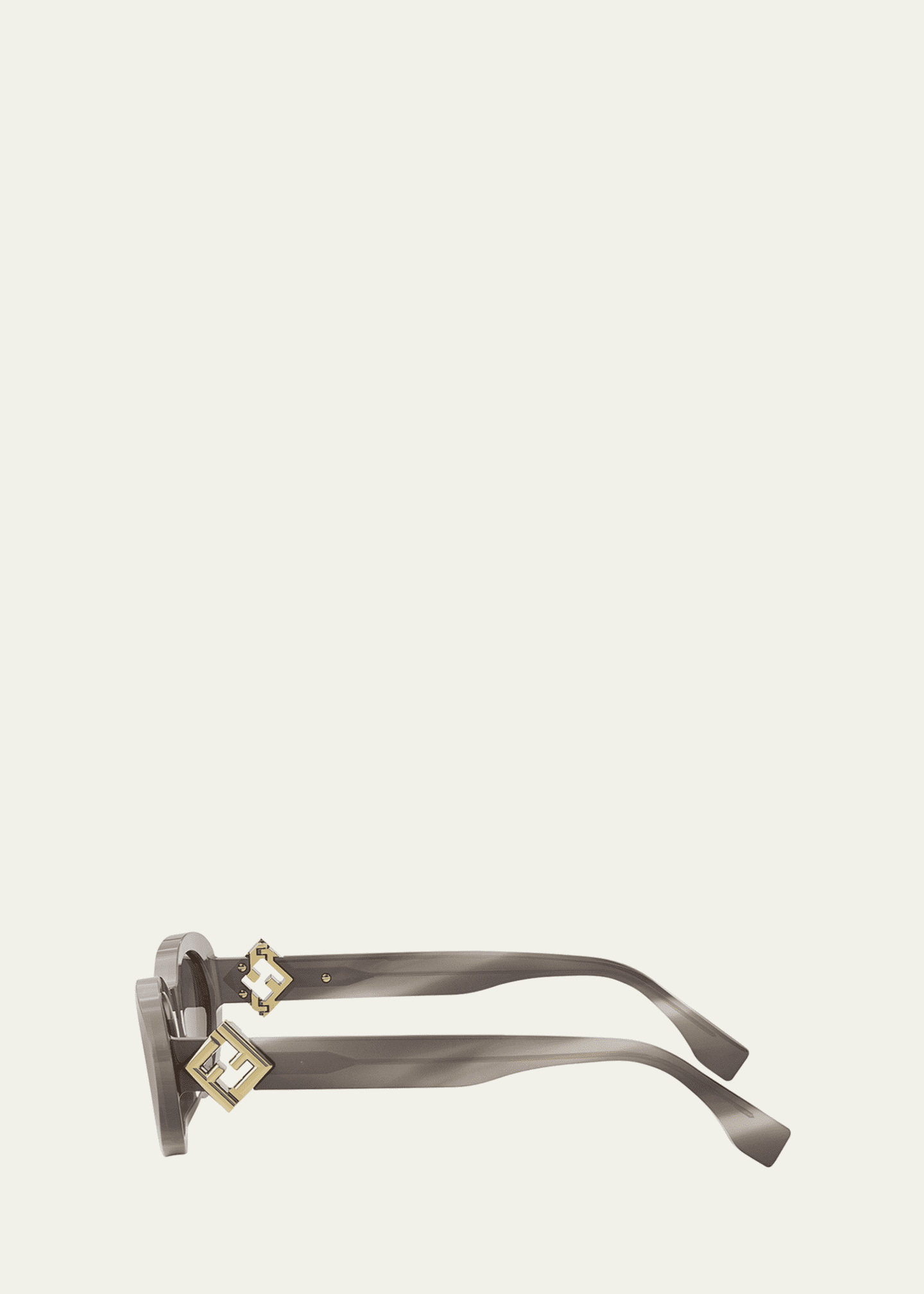 Fendi FF Diamonds FE40140U Sunglasses Image 3 of 3