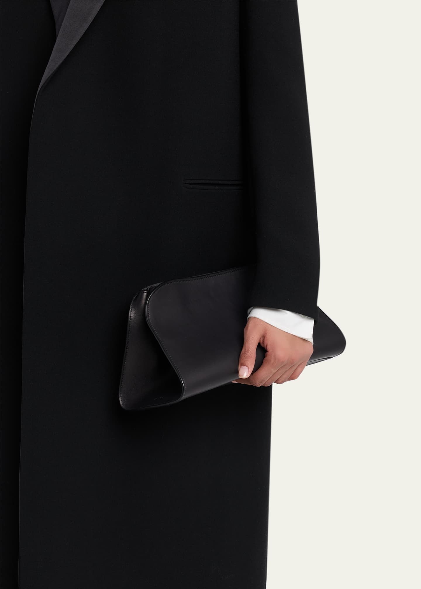 THE ROW ザロウ PEGGY CLUTCH 黒 The Row Peggy clutch Leather Shoulder bag Black | eBay