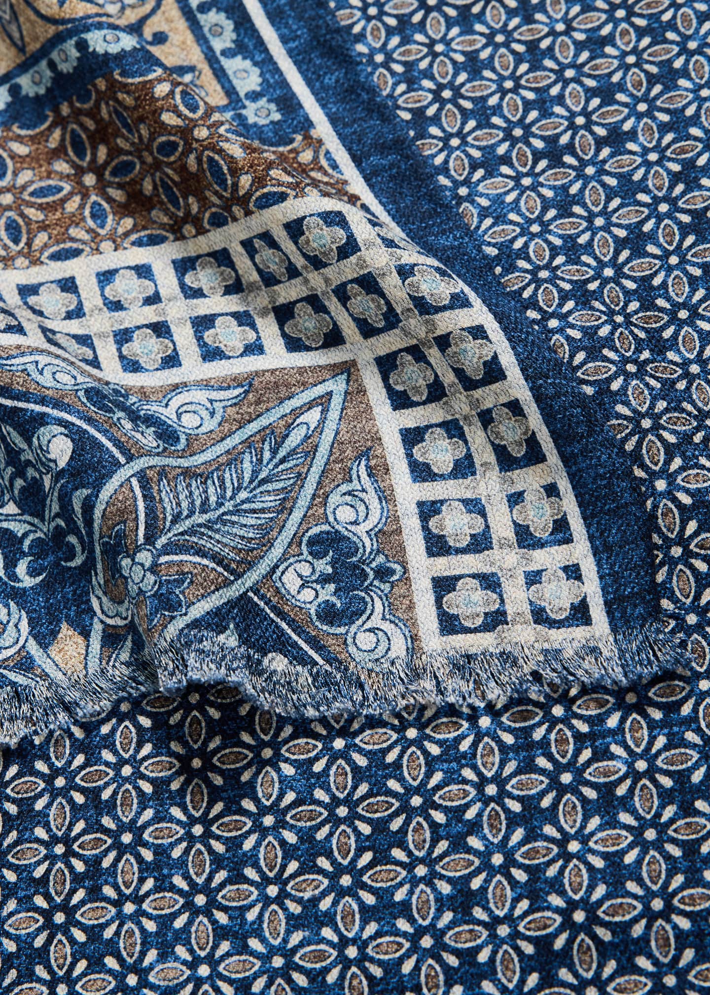 Rosi Collection Men's Double-Face Silk Scarf Image 4 of 4