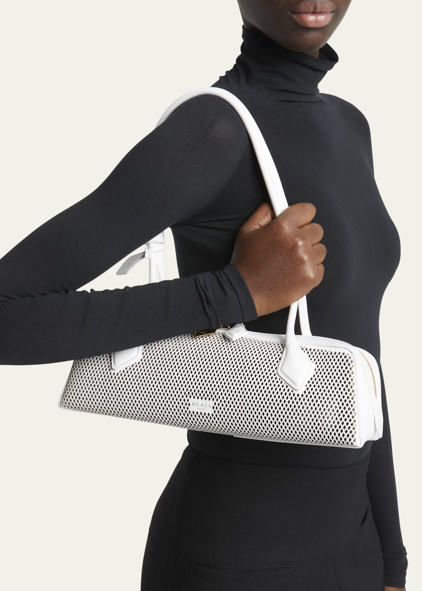 ALAIA Le Teckel Medium Shoulder Bag in Fishnet Leather Image 2 of 6
