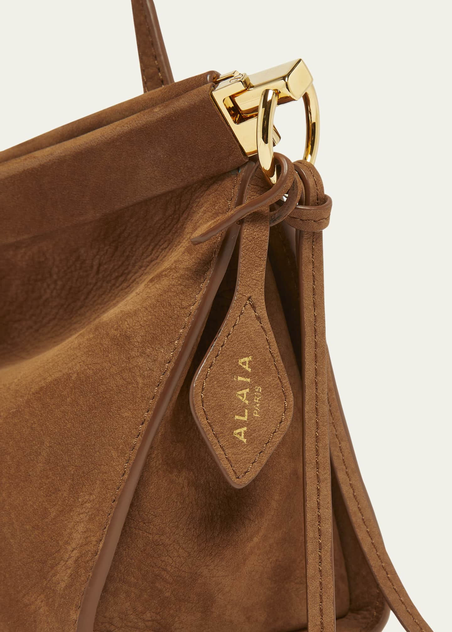 ALAIA Le Click Medium Shoulder Bag in Leather Image 6 of 6