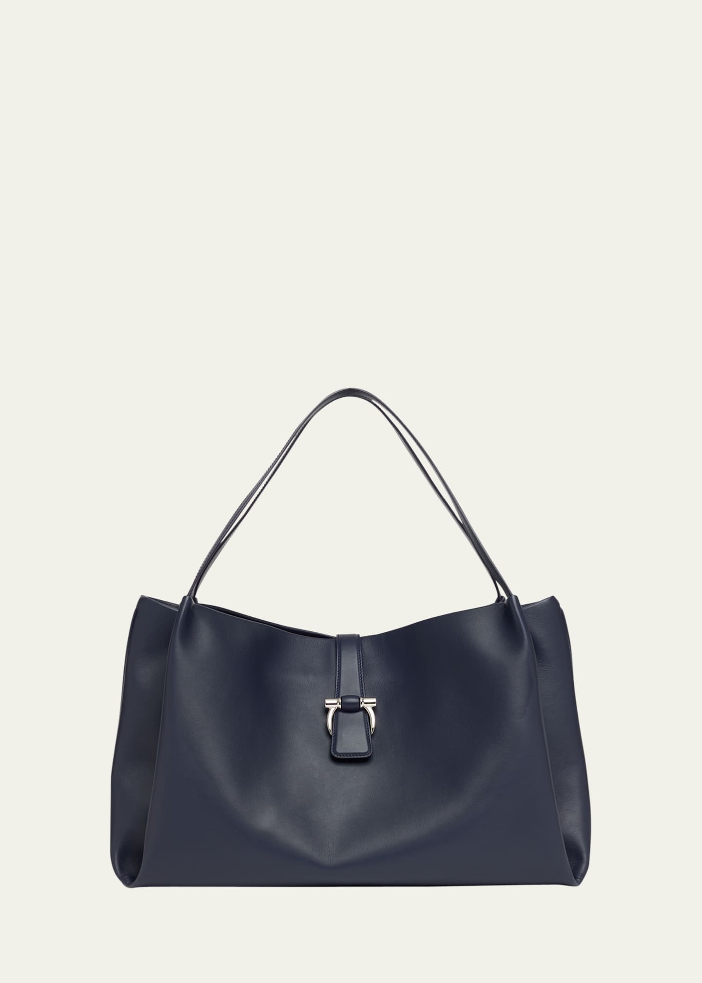 【関税&送料込】Ferragamo Bags フェラガモ ソフトバッグ(S) - ウィメンズ | Ferragamo
