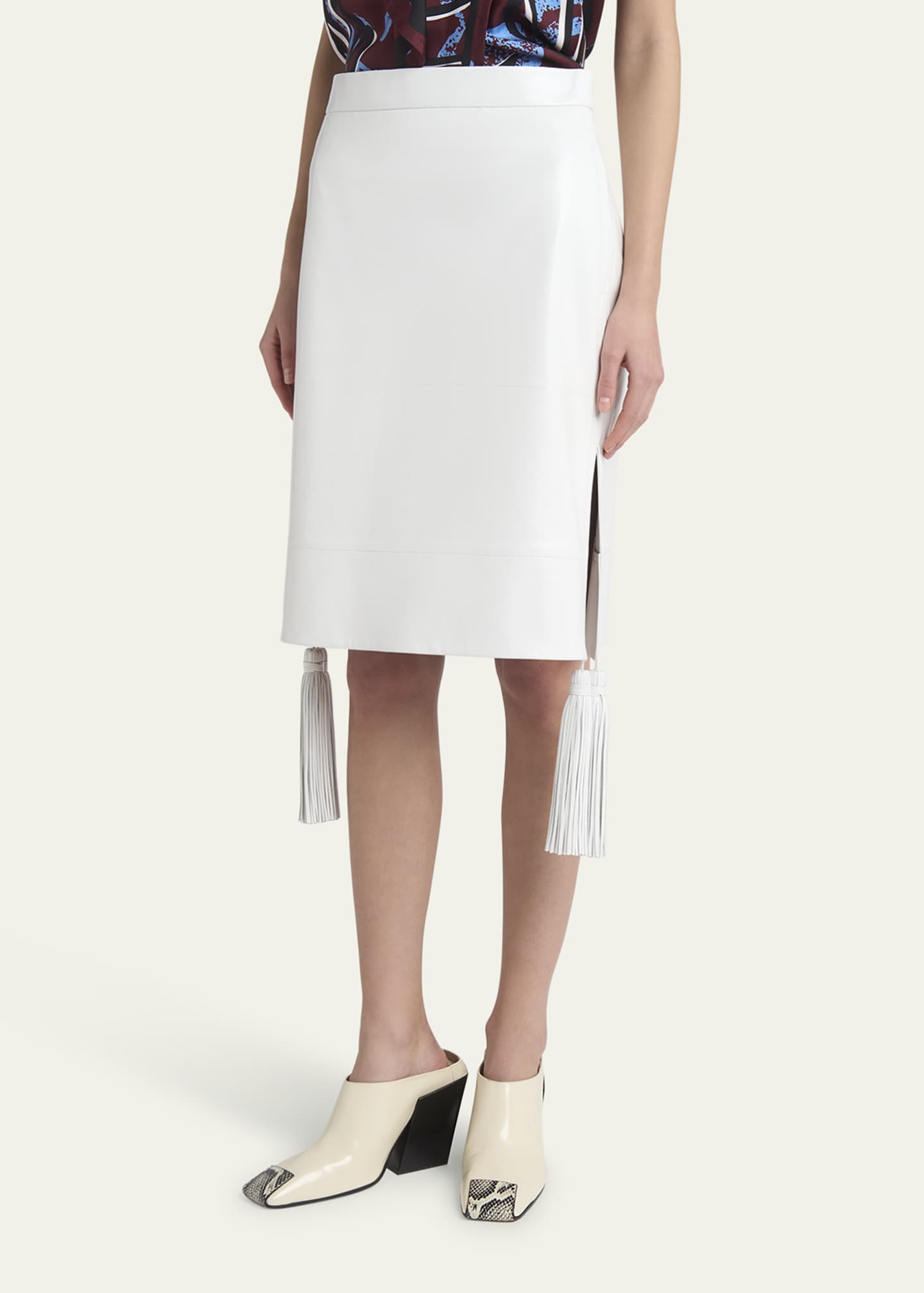 スカート Bottega Veneta Beige leather skirt Bottega Veneta® Women's Leather Pleated Skirt in Kale. Shop